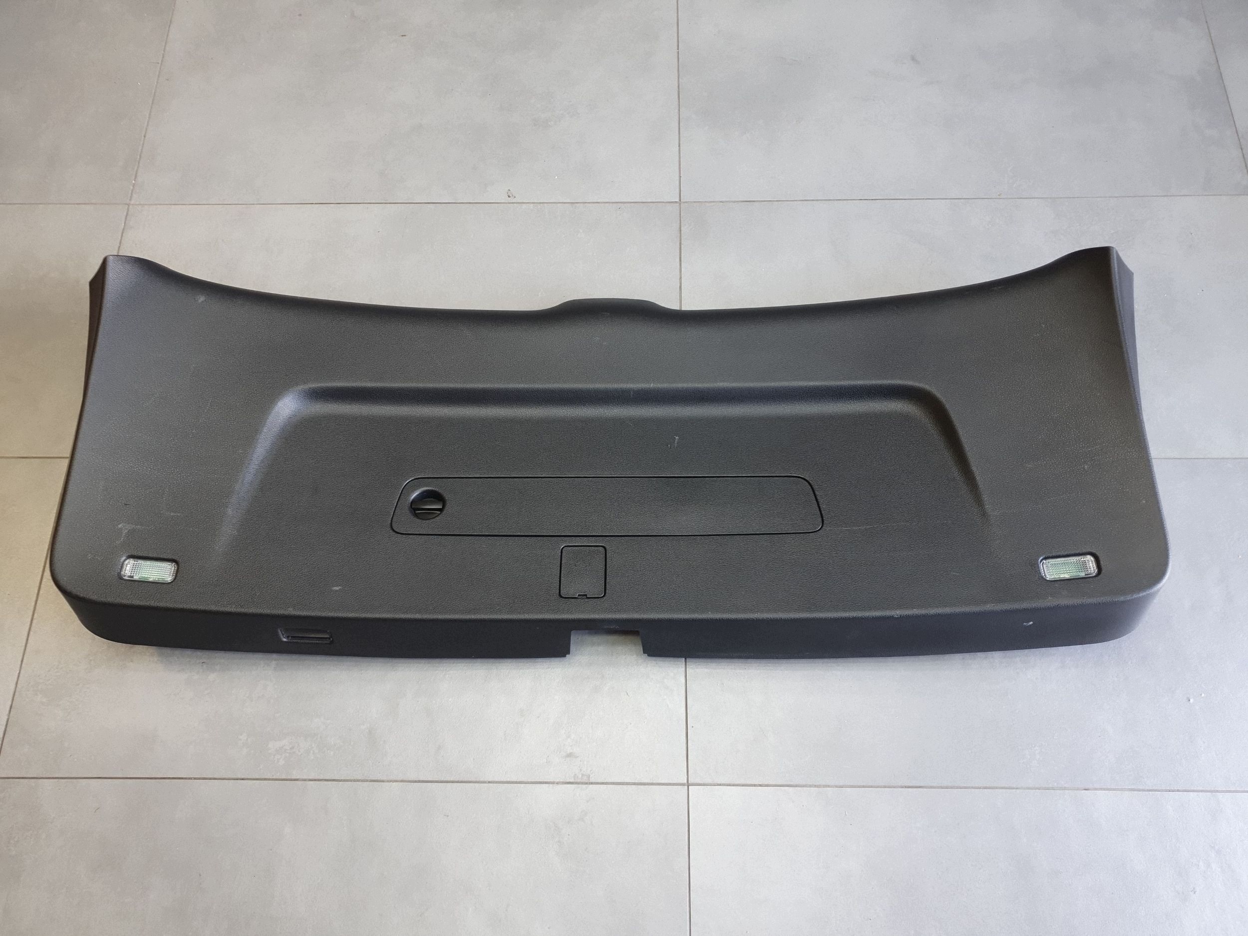 Audi Q7 4M upholstery bonnet boot 4M0867973B