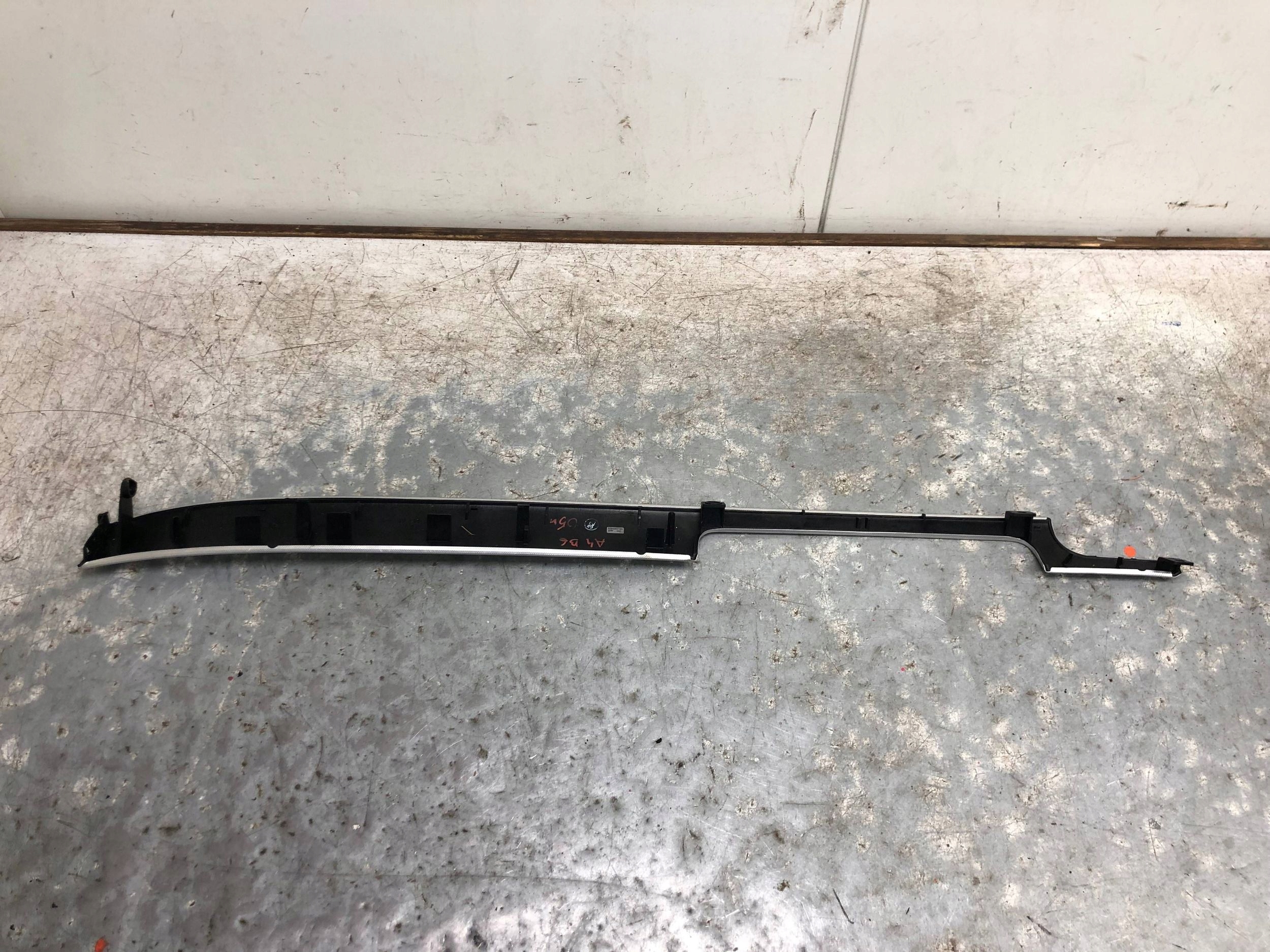 Moulage DEKOR Console AUDI A4 B6 8E1853190