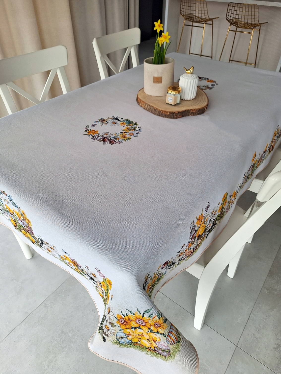 Velikonoční ubrus 140x210 cm L58 Kuřátka