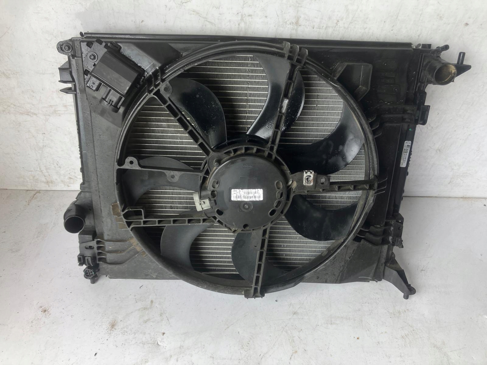 radiators complete fan MEGANE IV 1.5 DCI 214108175R