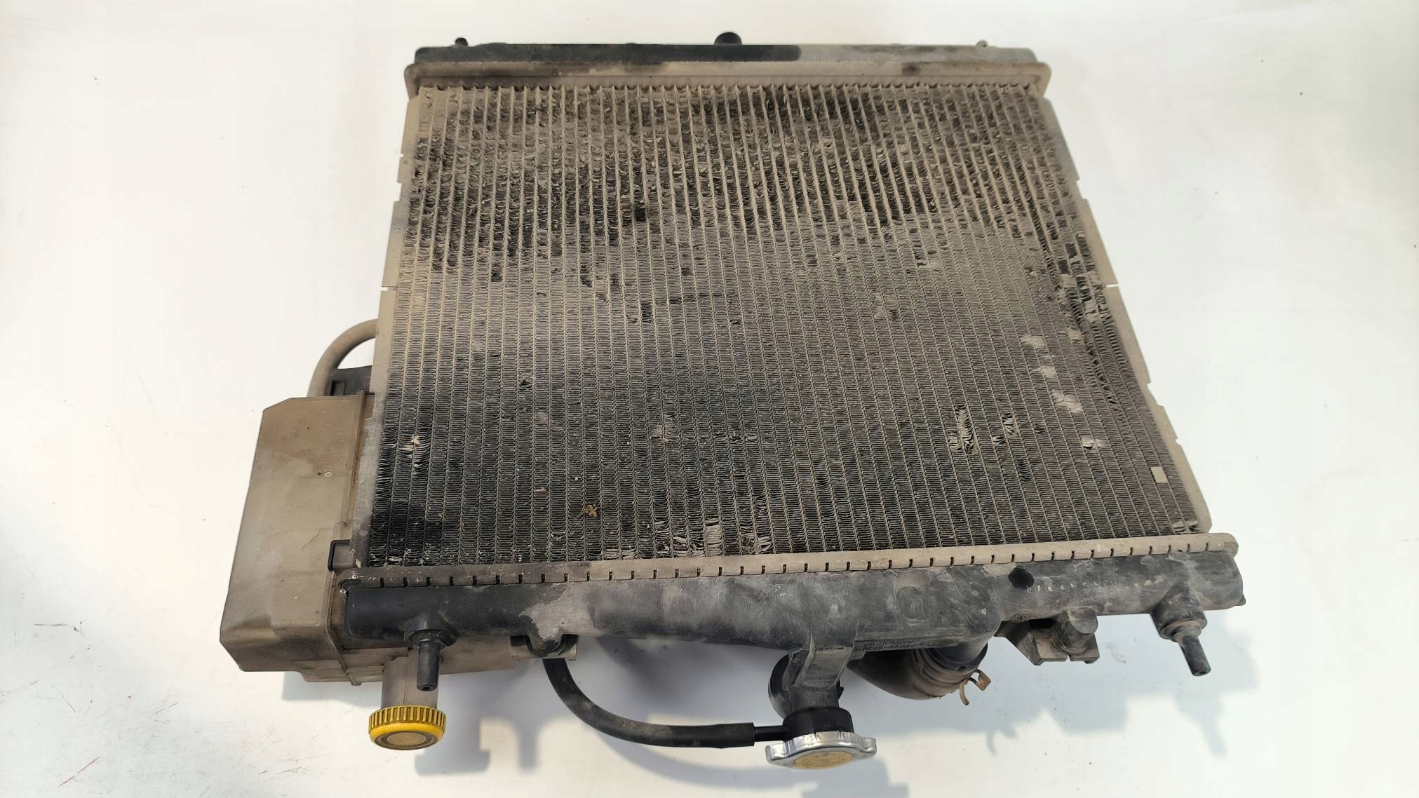 water cooler NISSAN MICRA III