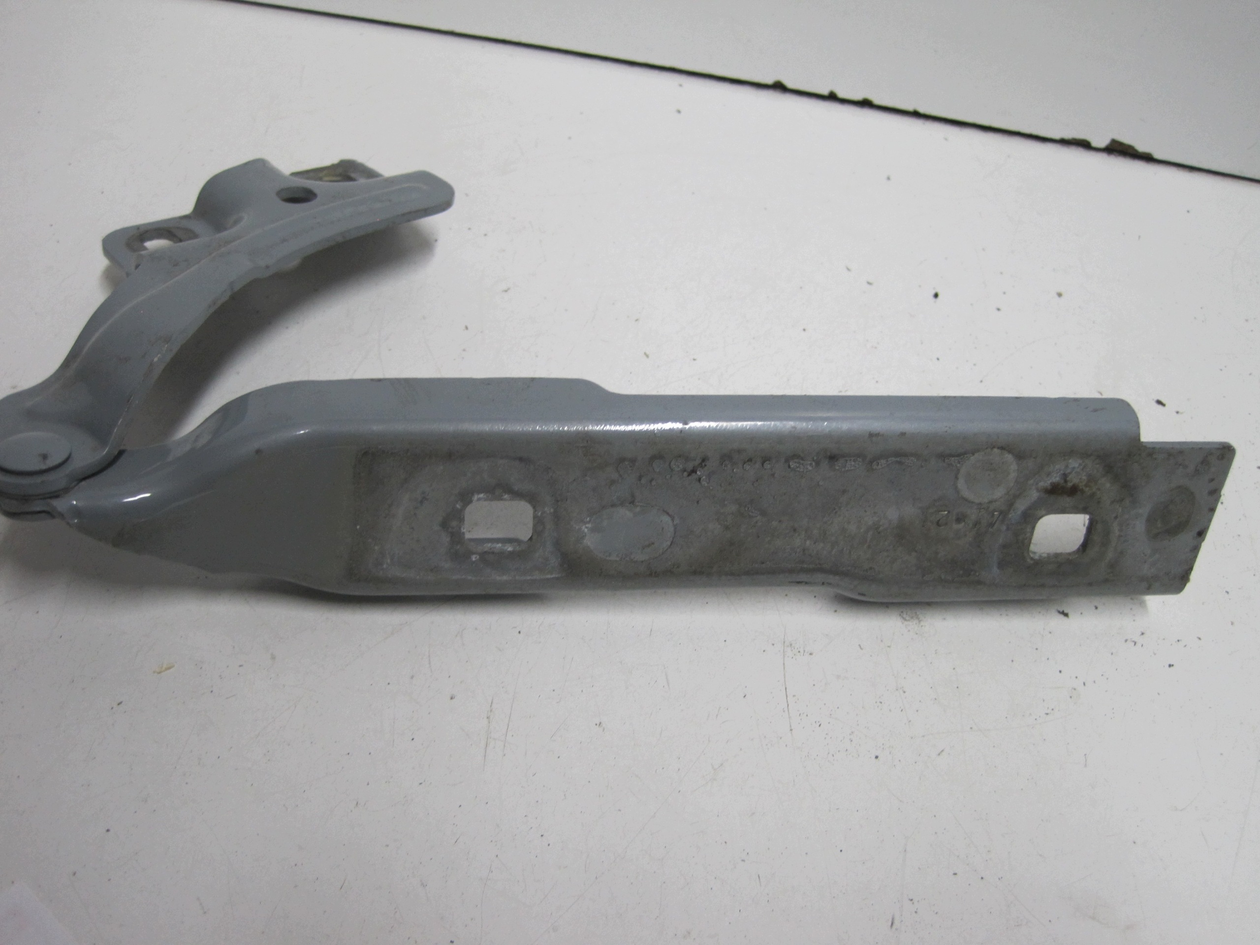 hinge bonnets Audi A1 82A 82A823302 right