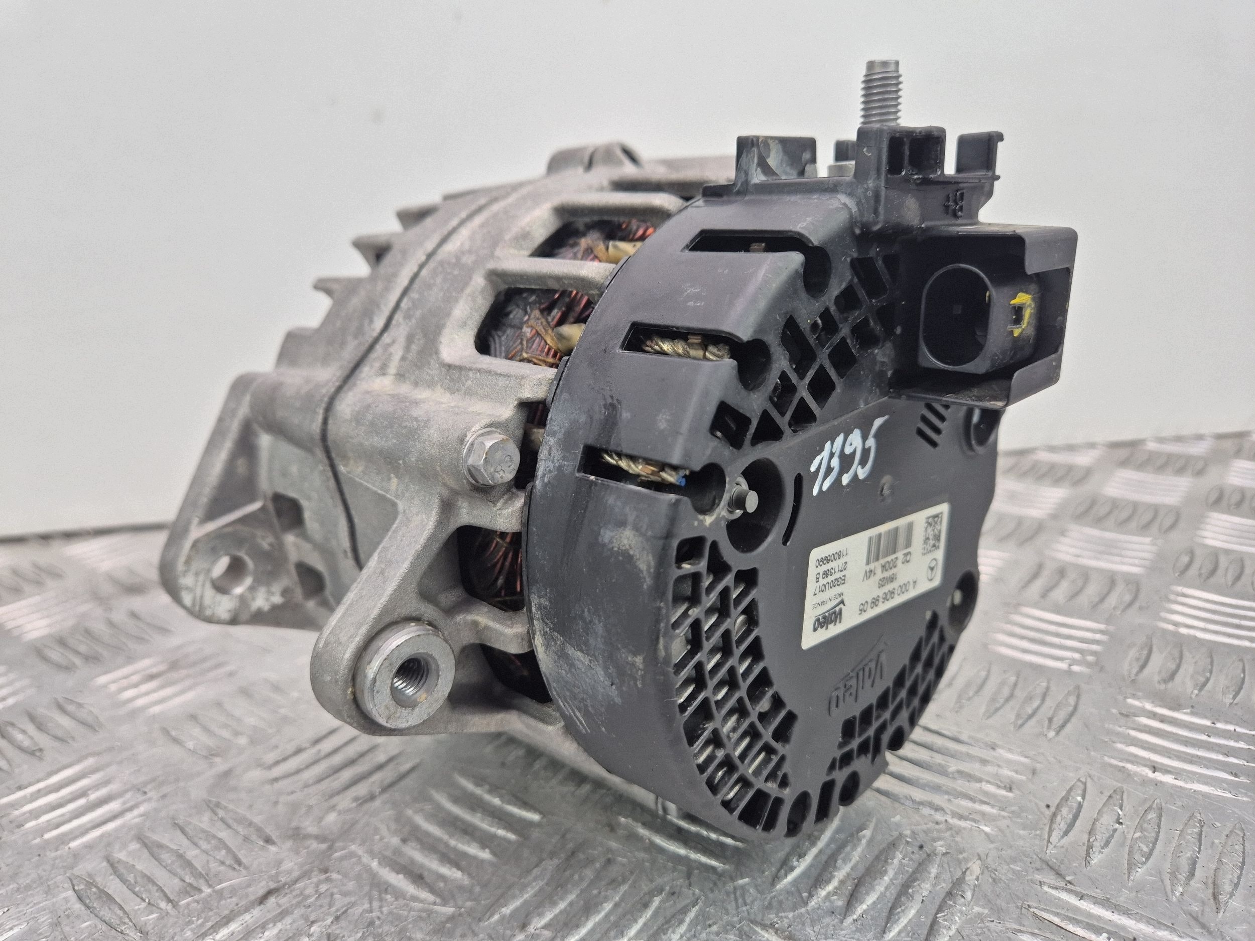 Mercedes C200 W205 alternator A0009069905 M264.920