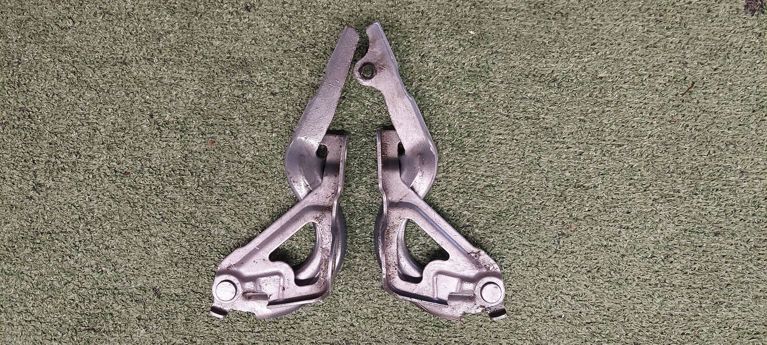 Cerniere cofano HYUNDAI I10 13-19 LAK: V3G