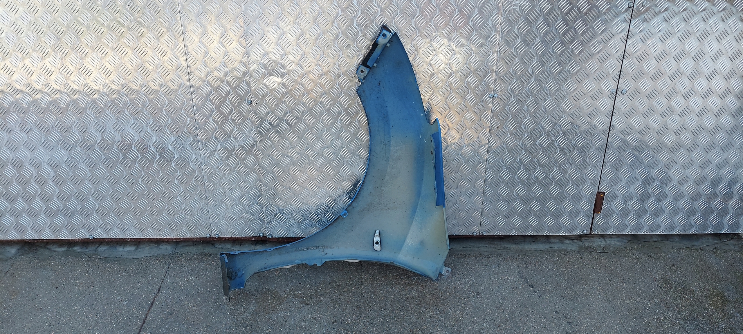 PARAFANGO DESTRA HYUNDAI I30 11-17 LAK: T2U