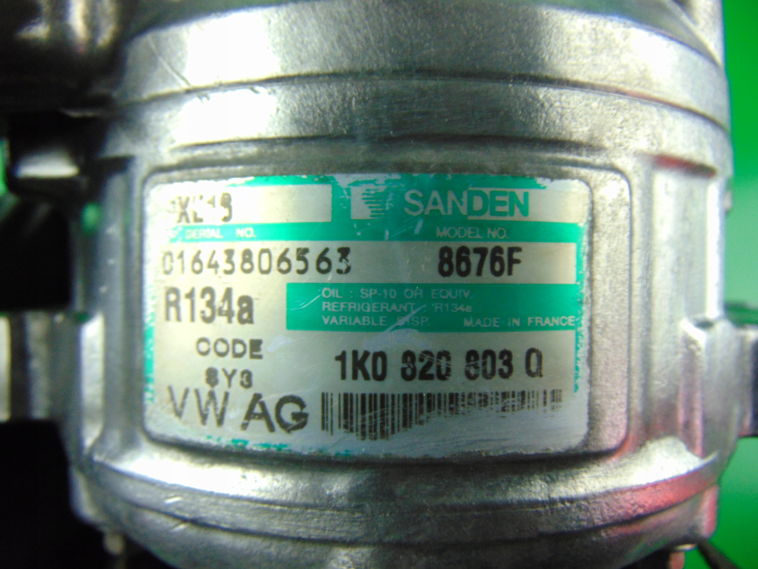 Sprężarka Kompresor klimatyzacji 1K0820803Q kompletna z zaworem ORYGINAŁ!!! EAN (GTIN) 6973256345796