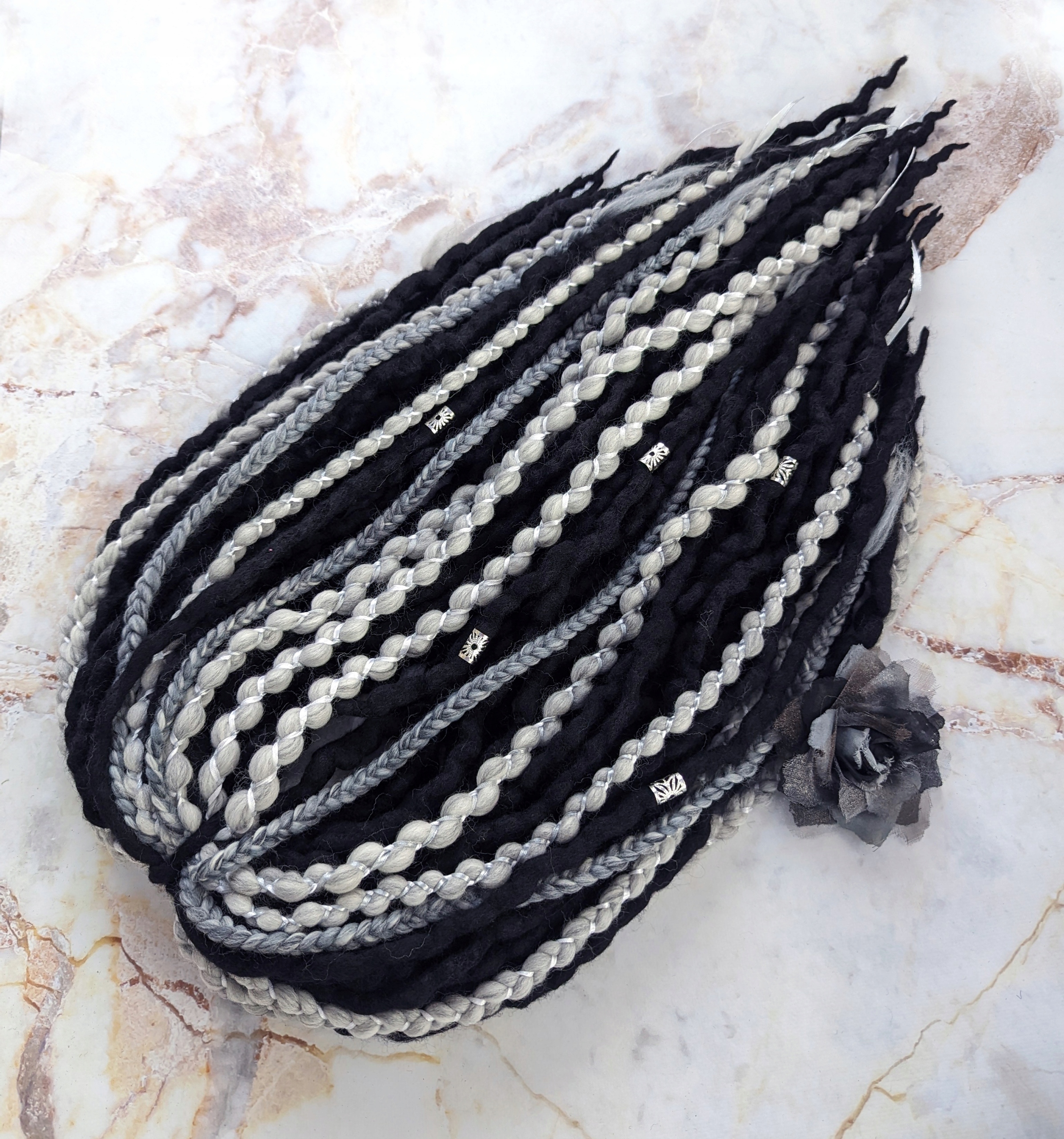 Dredloky Dredy vlněné, černá šedá, Ocelový Soumrak, 40 kusů