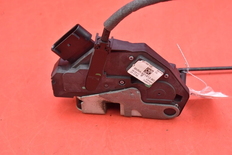 lock door right front front EU BM5A-A21812-BC FORD FOCUS MK3 11-15