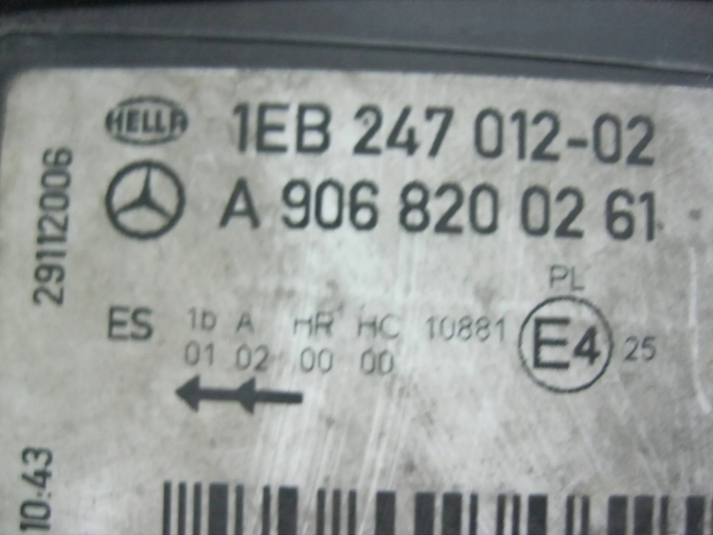 light front right A9068200261 Mercedes Sprinter W906 06