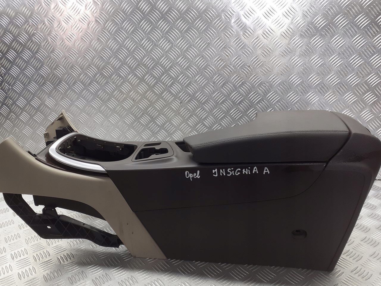 тунель середина opel INSIGNIA A 2.0 T