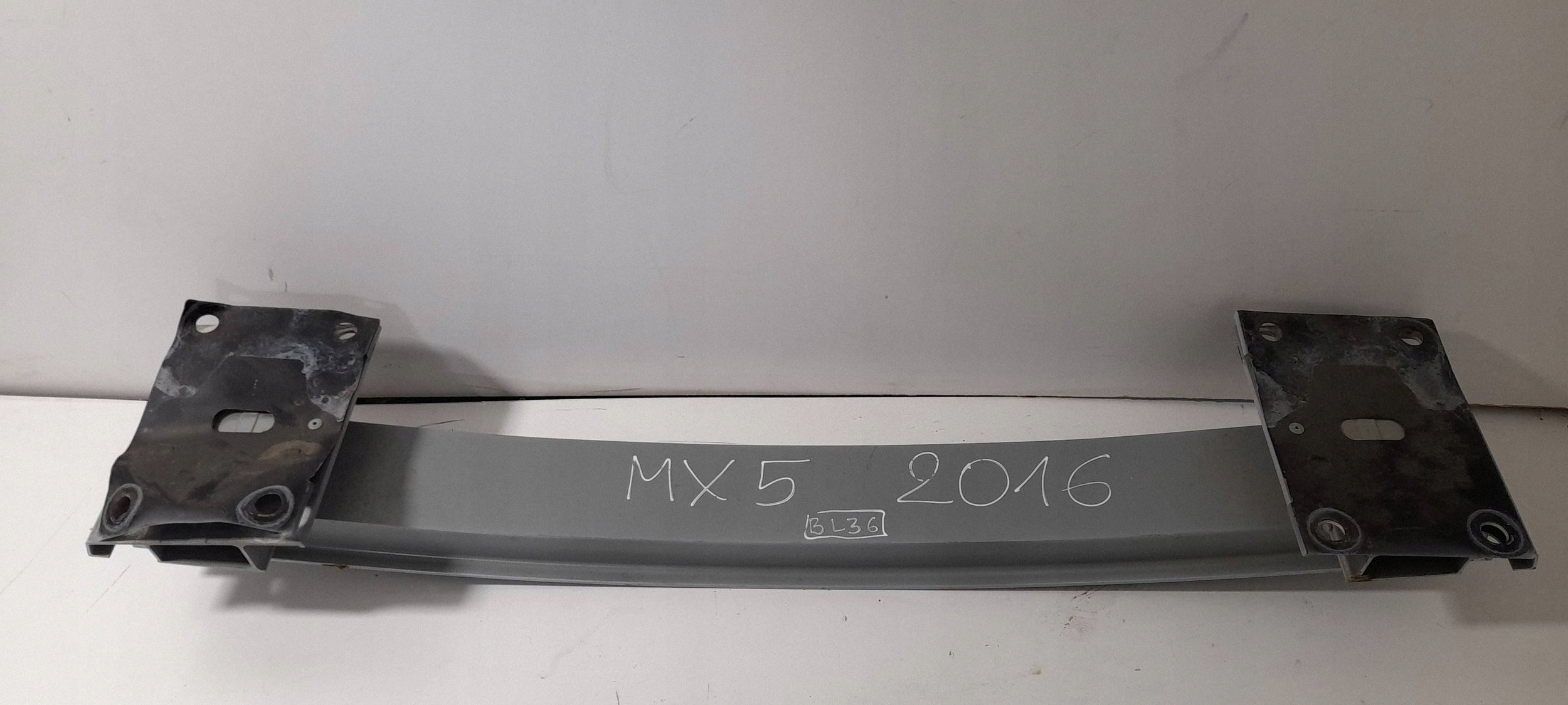 Mazda MX-5 ND TRAVERSA paraurti posteriore (BL36)