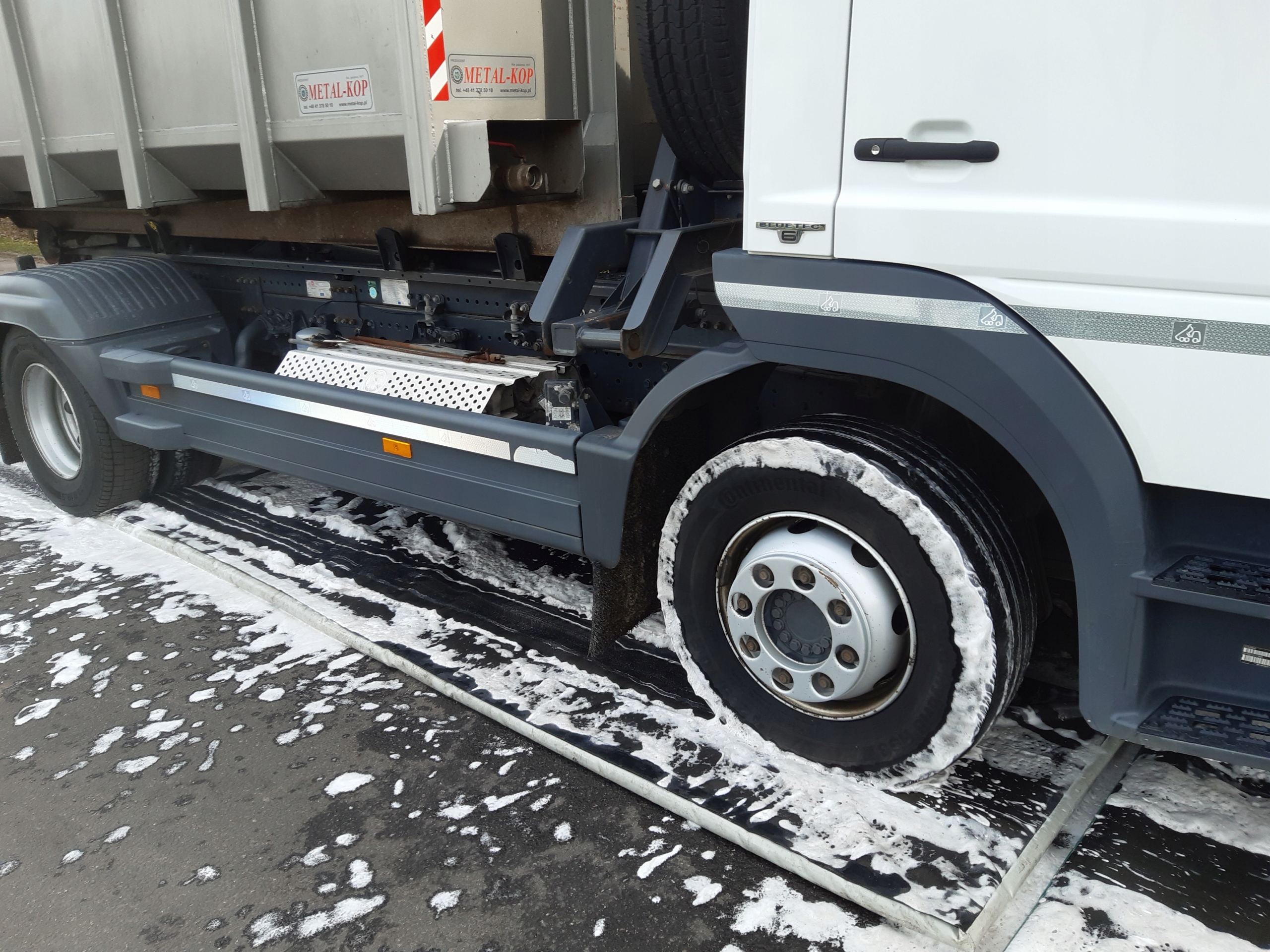 Mata dezynfekcyjna przejazdowa 50x300 Expert Producent