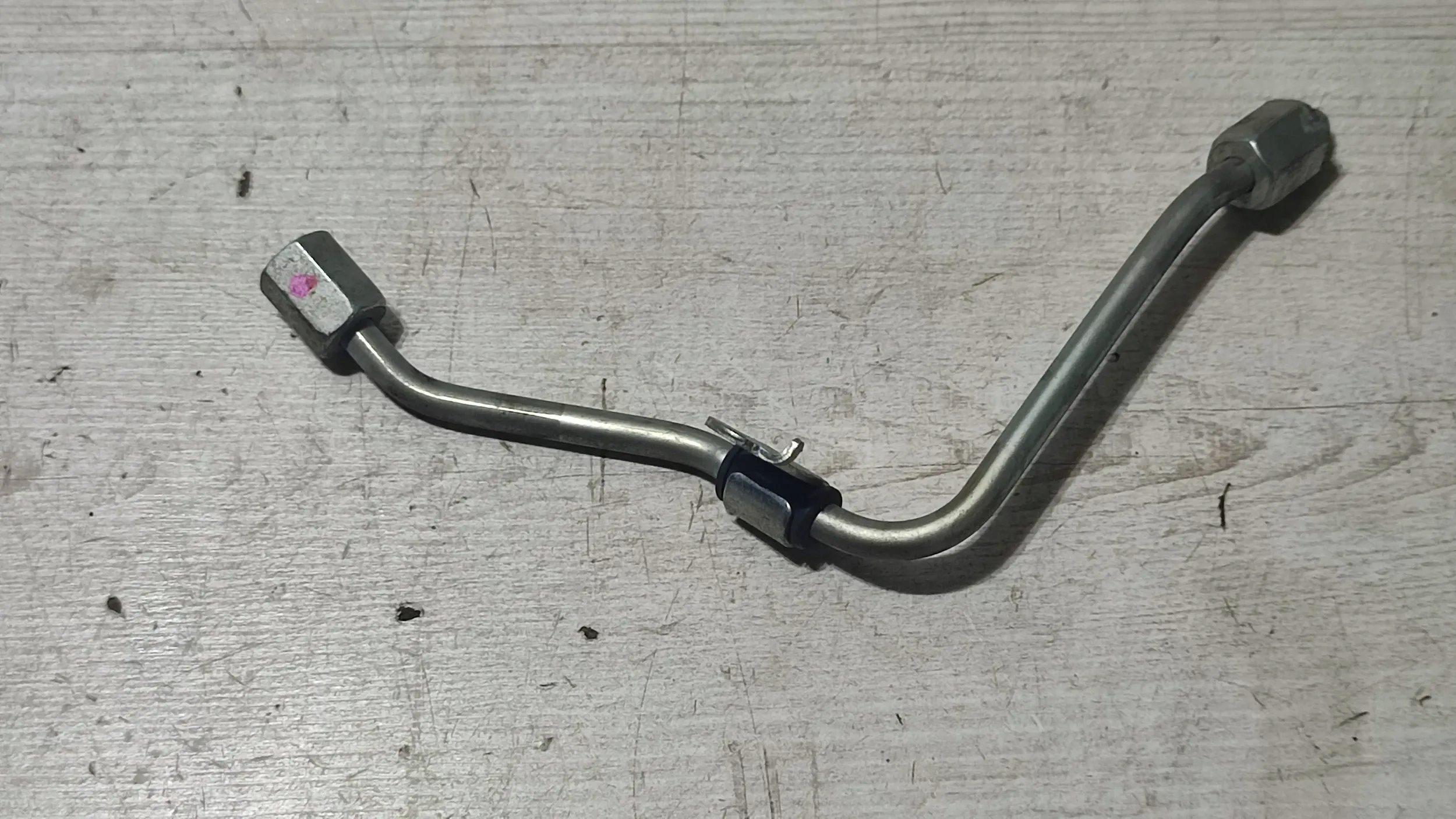 Toyota C-HR and 1.2 19r fuel line