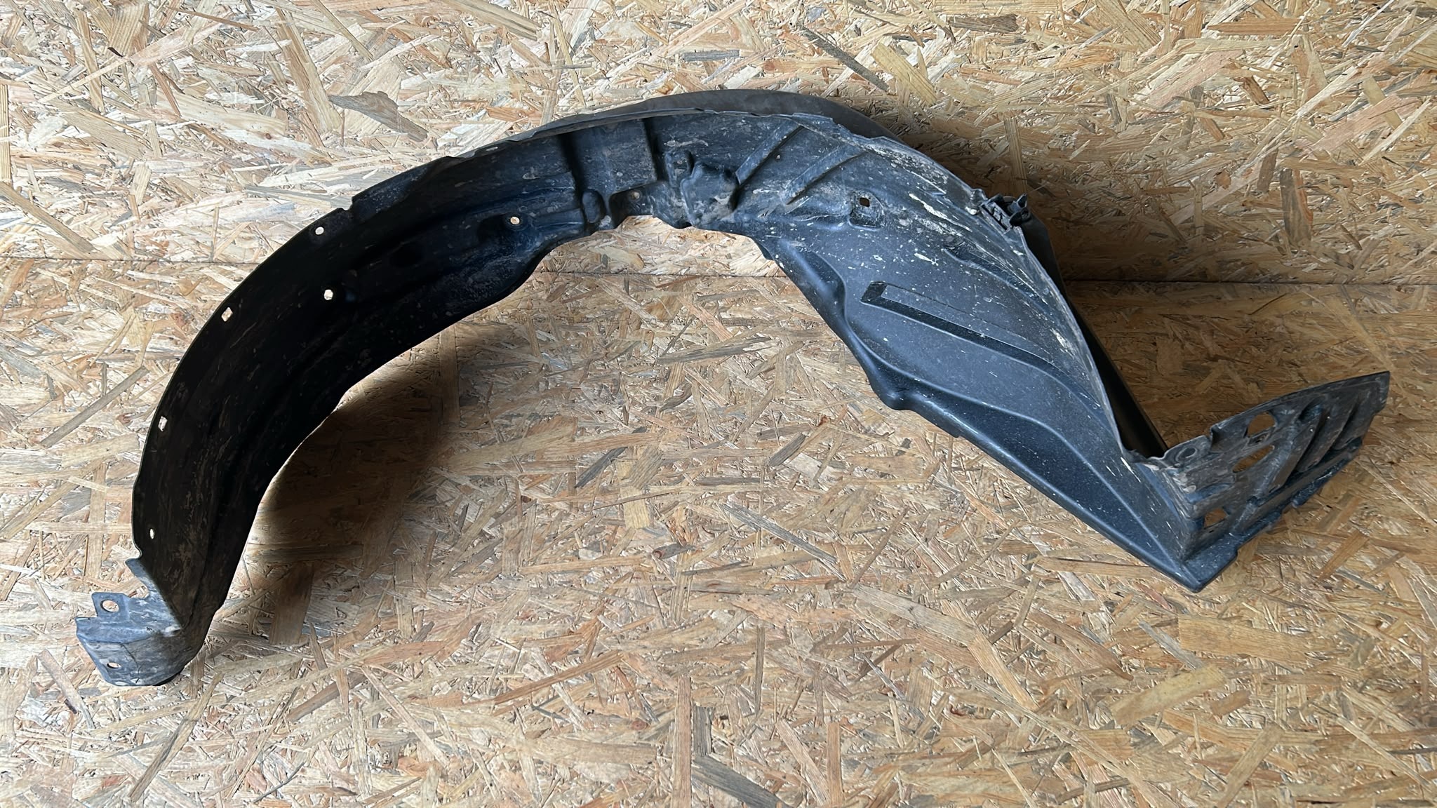 mudguard right right front front TOYOTA YARIS IV 20