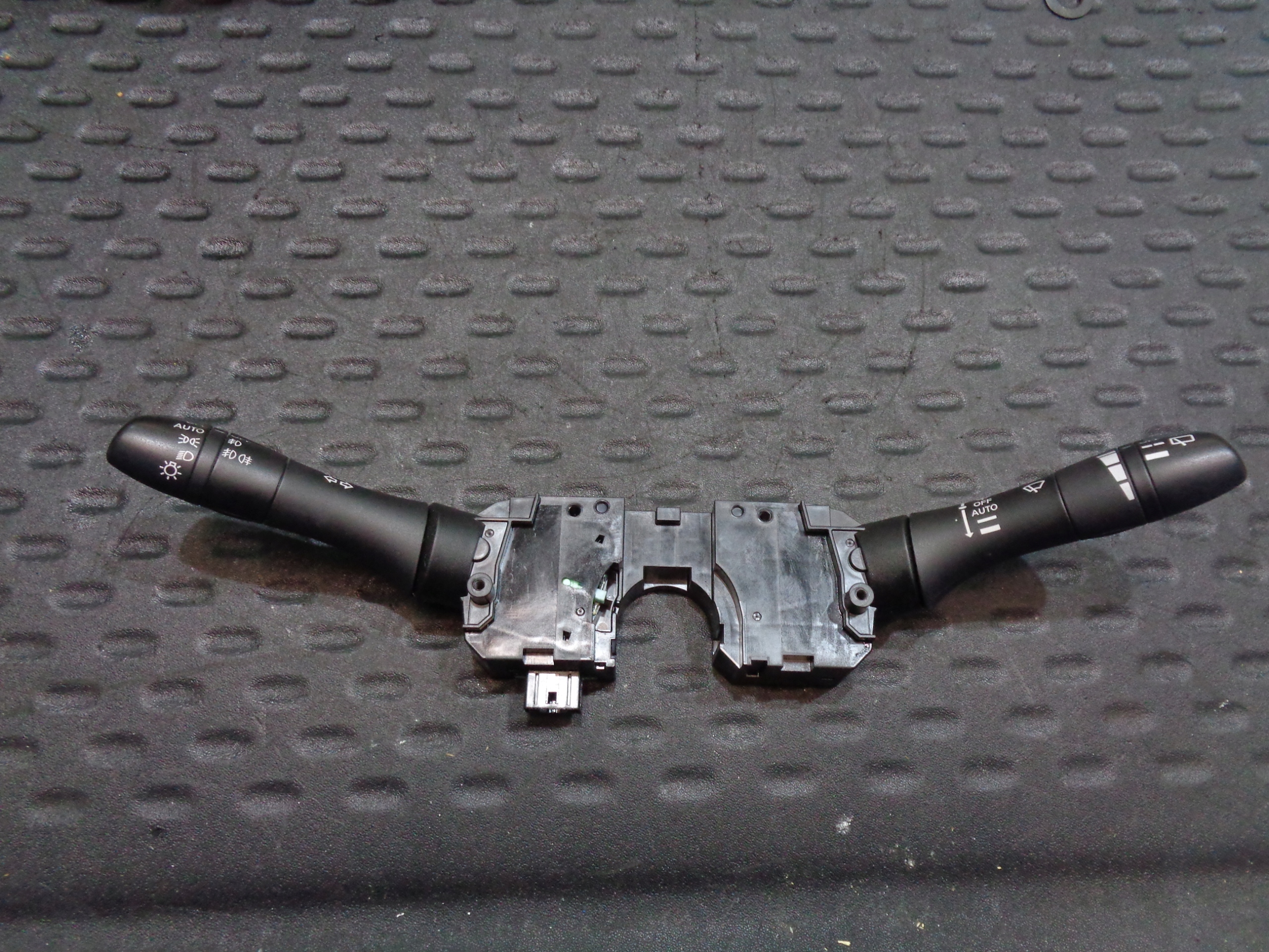 switch control INFINITI QX50 EX EX30