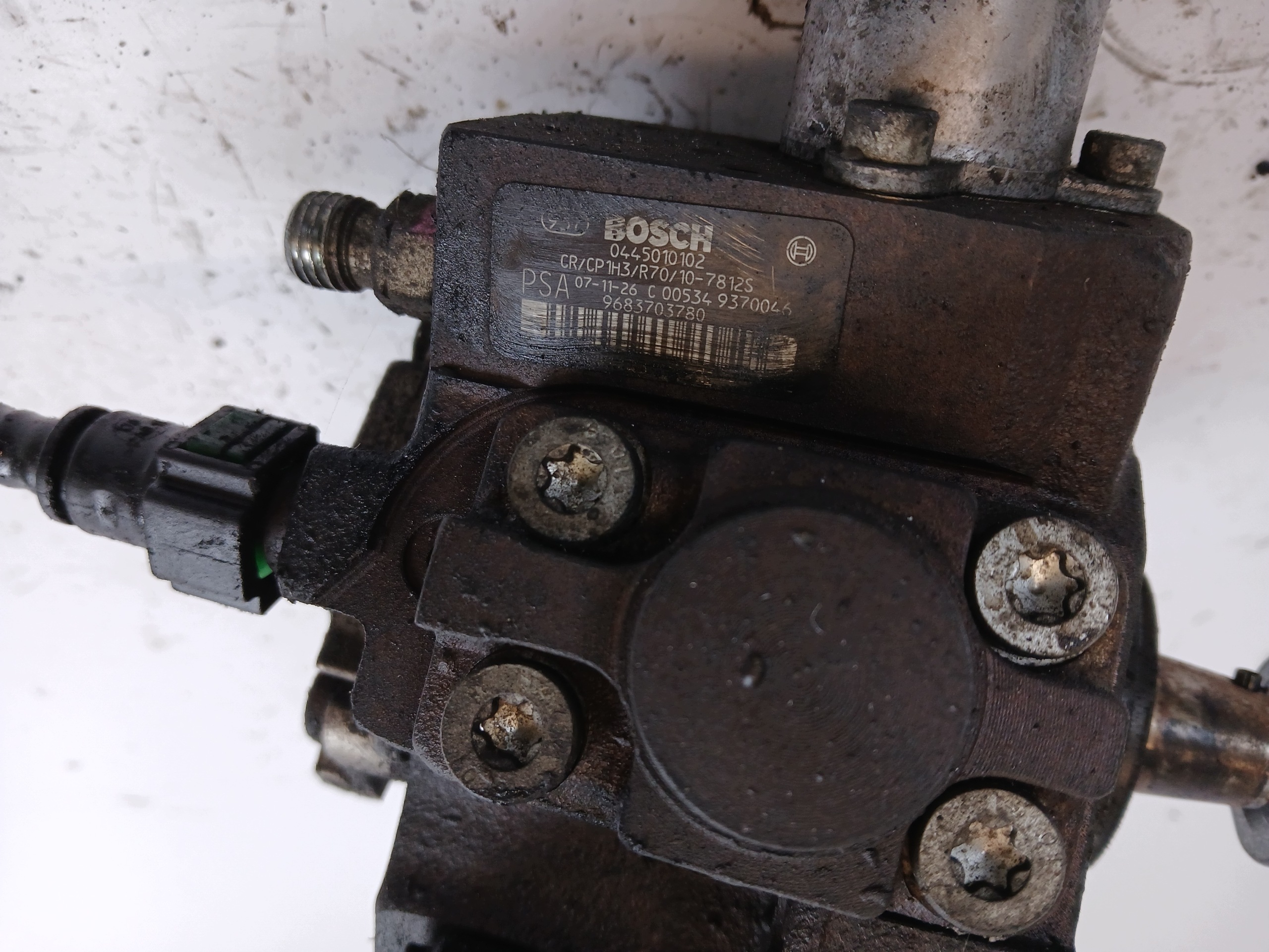 PEUGEOT 207 1.4 HDI einspritzpumpe 9683703780