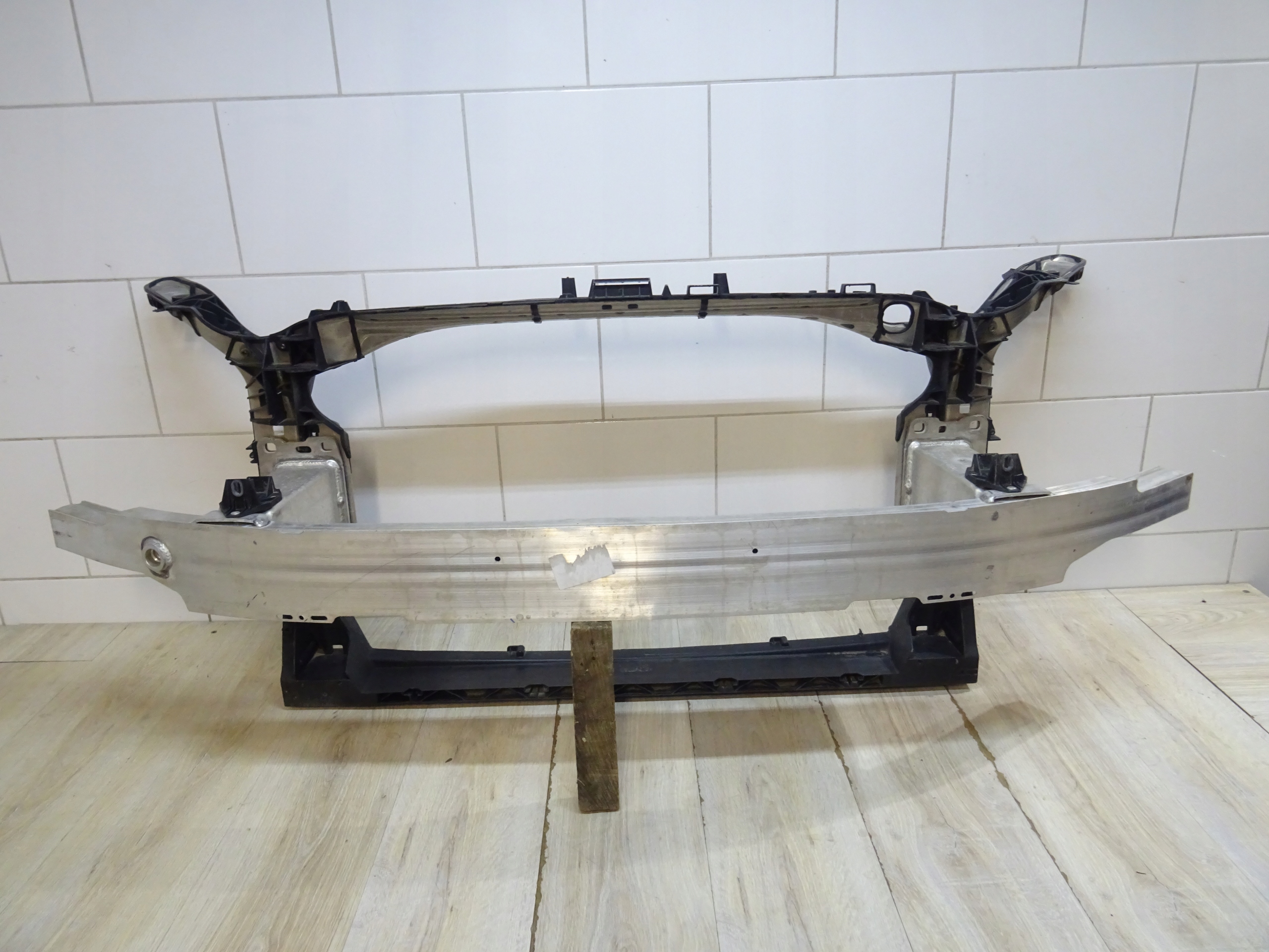 панель передняя / телевизор Audi A6 C8 4K0805594