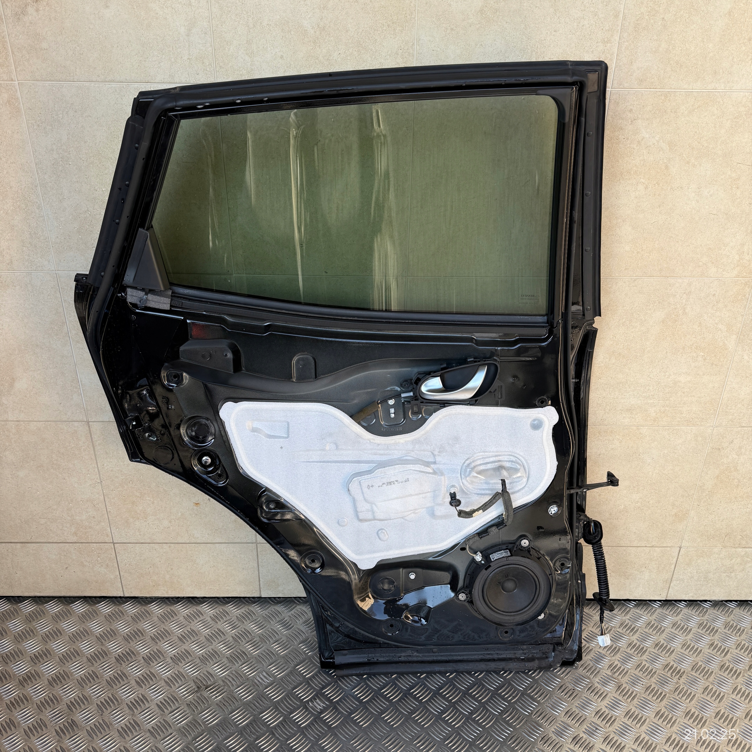 door complete rear. left RENAULT KADJAR LIFT 2019 ROK
