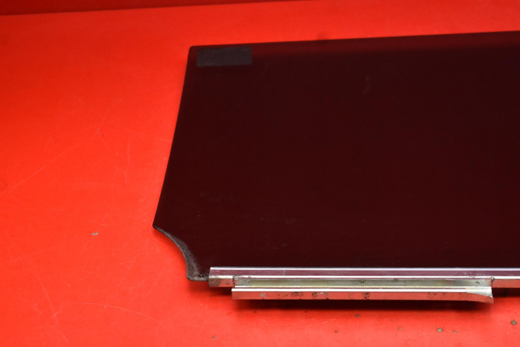 window side left rear part rear TOYOTA URBAN CRUISER 08-14