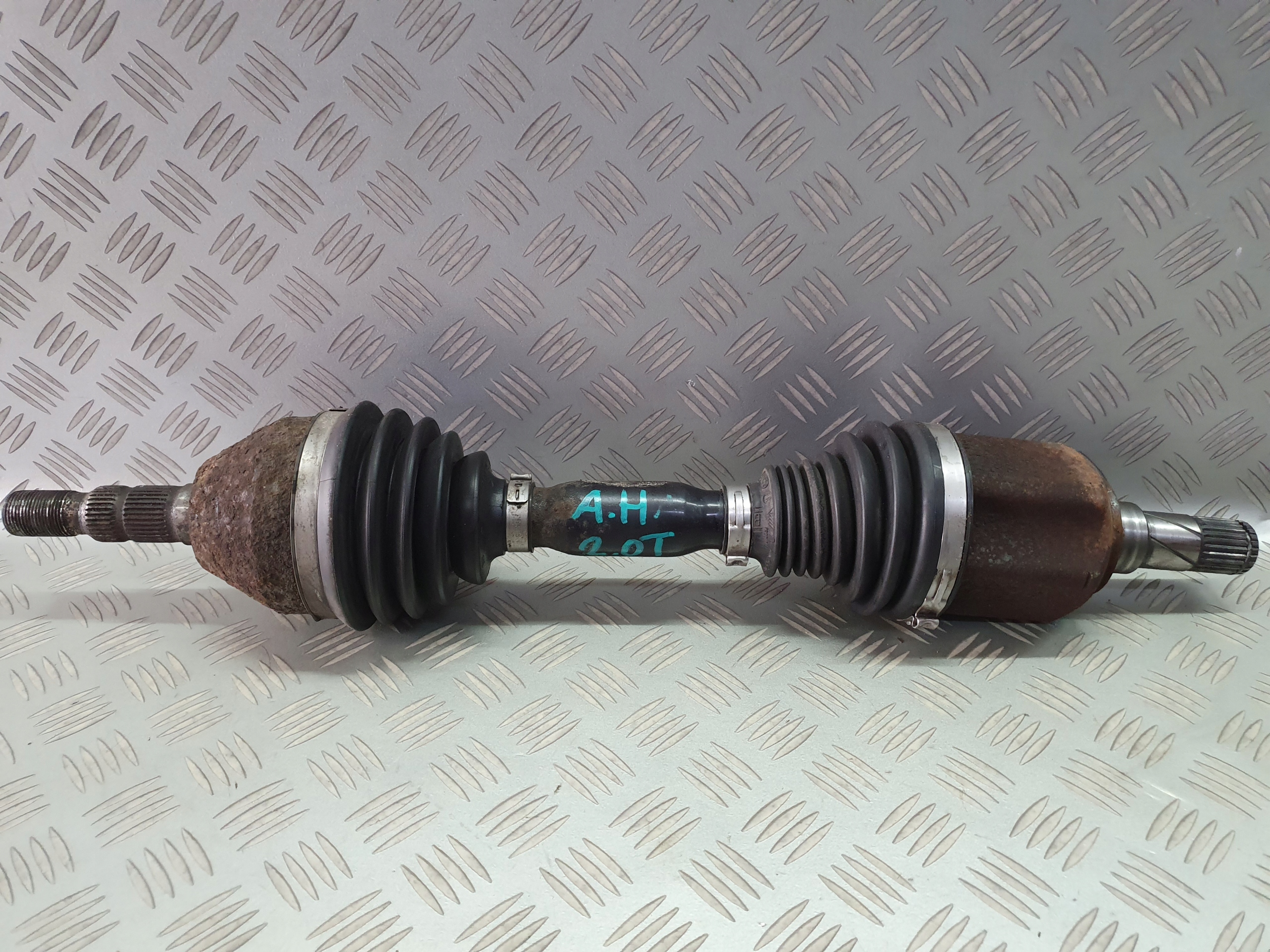 ПІВВІСЬ ЛІВИЙ OPEL ASTRA H 2.0 TURBO 200KM