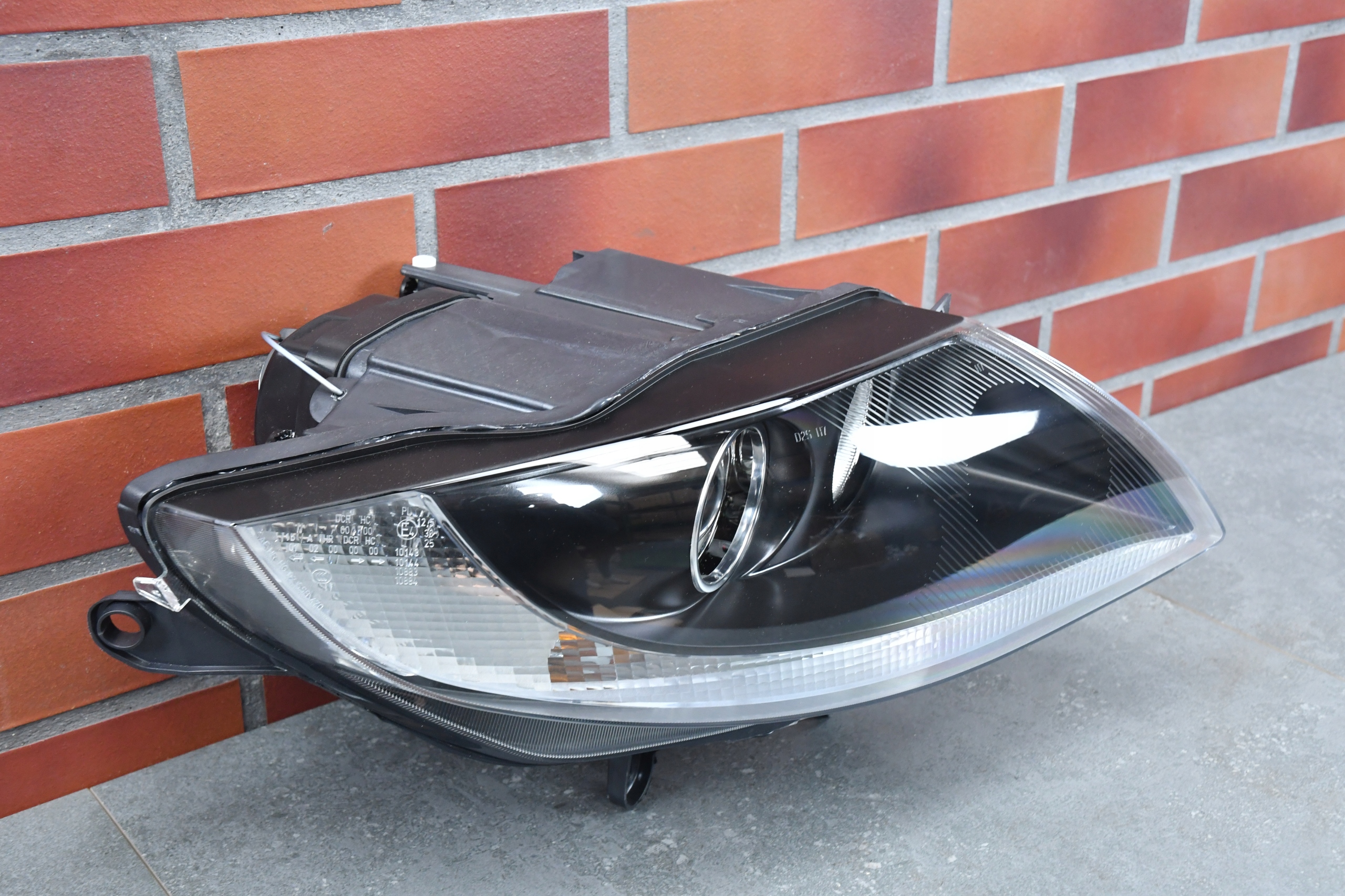 light right front BMW Z4 E85 originál 7165674