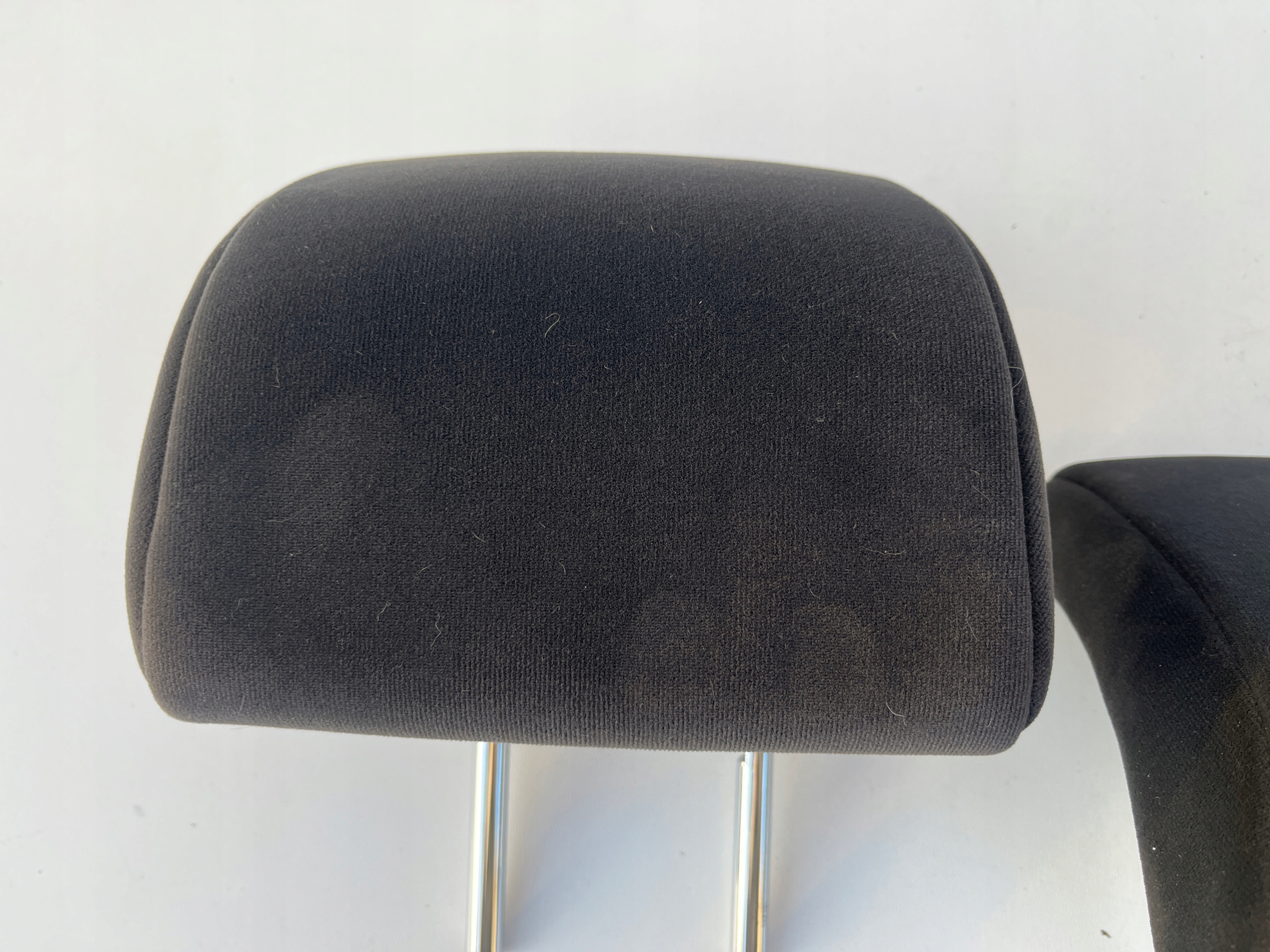 arm rests rest rear part TYLENEJ KANAPY Citroen C4 and 04-08r.