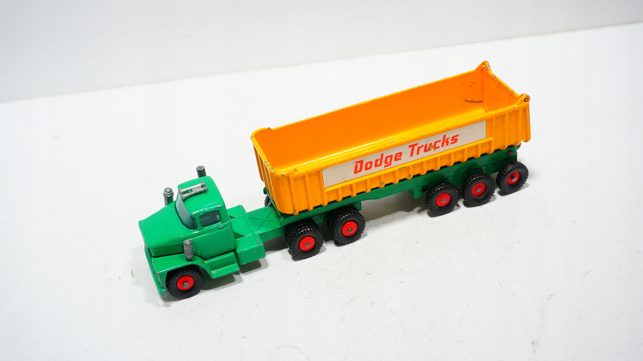 Matchbox King Size K-16 Dodge Tractor & Fruehauf Tipper - Vintage