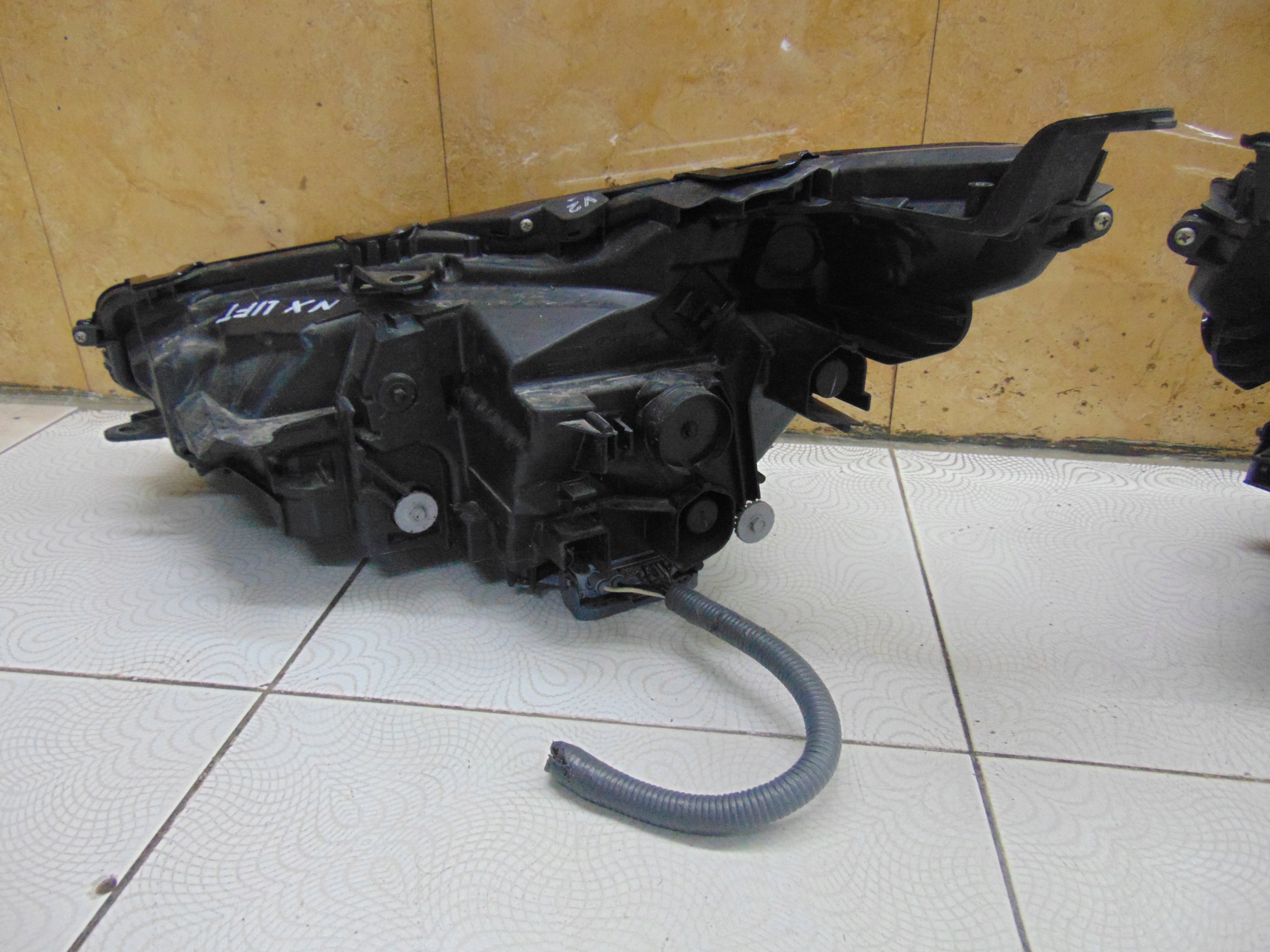 LICHT LEUCHTE VORNE VORNE LEXUS NX LIFT