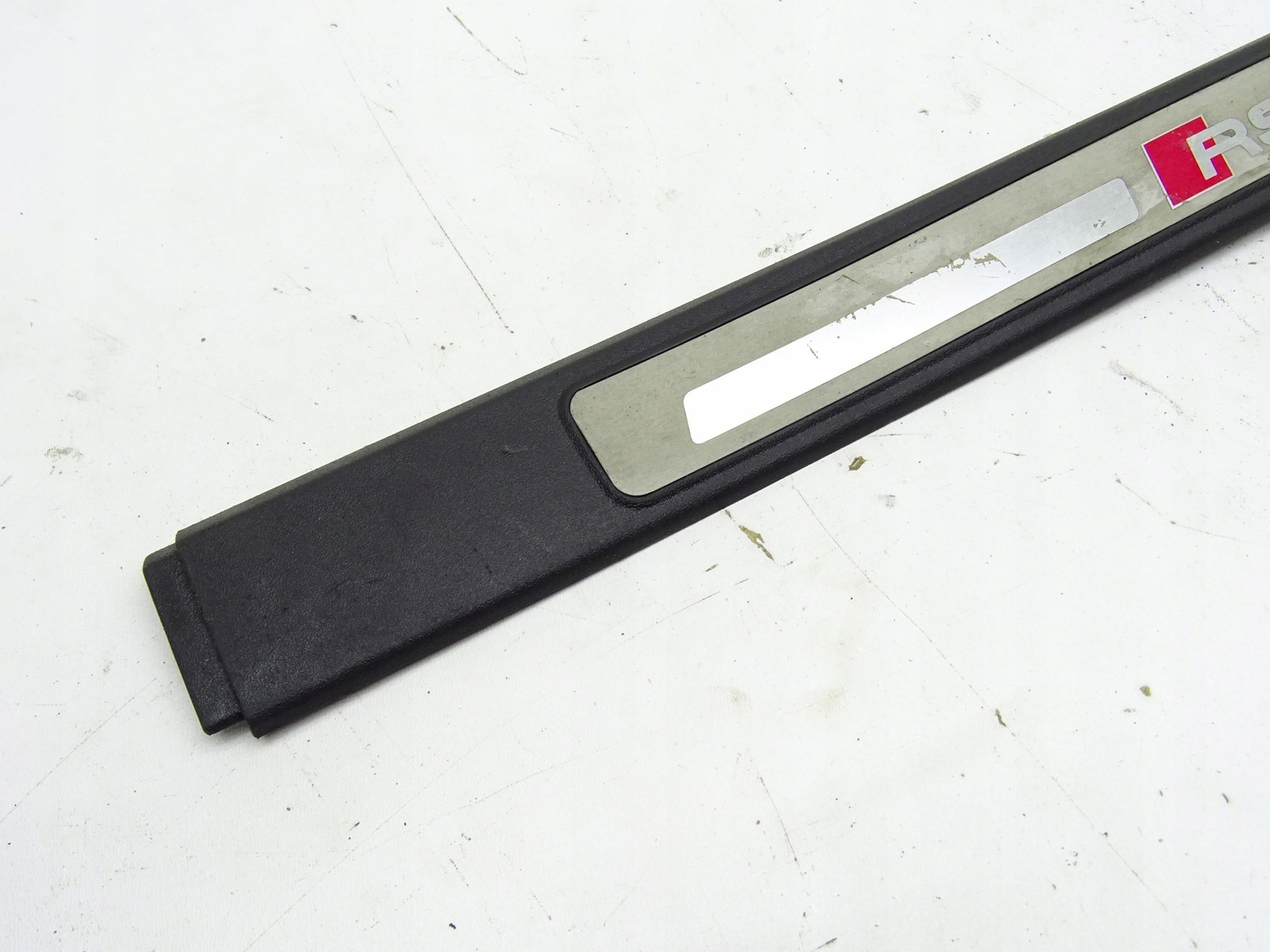 moulding threshold left rear part AUDI RS3 8P 5D SB 11- 8P4853557L