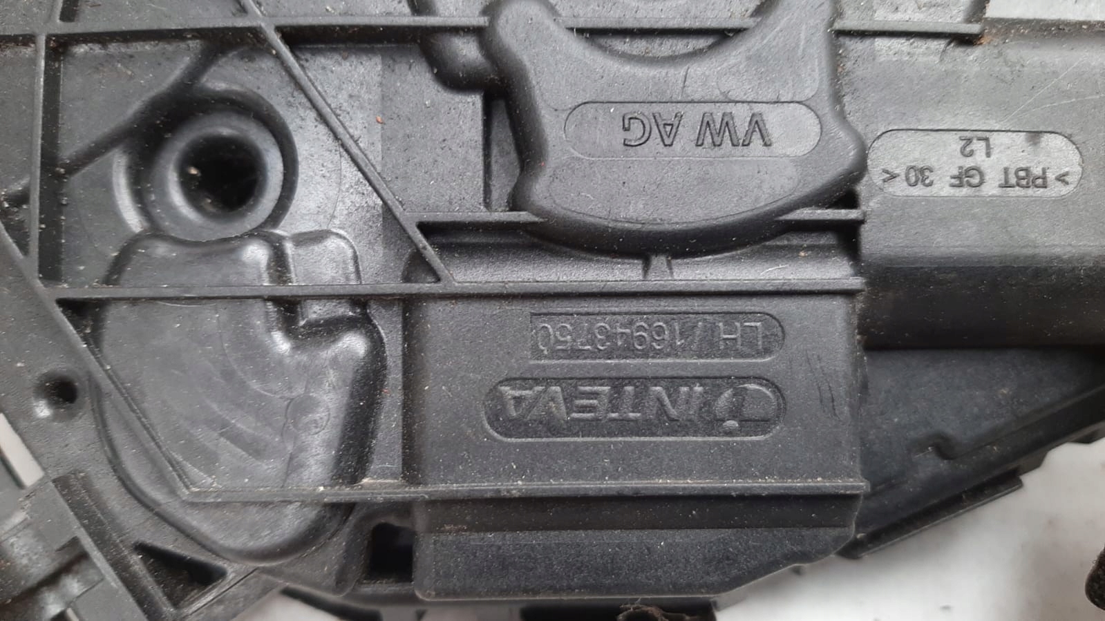 VW ARTEON 5NA lock door rear part left