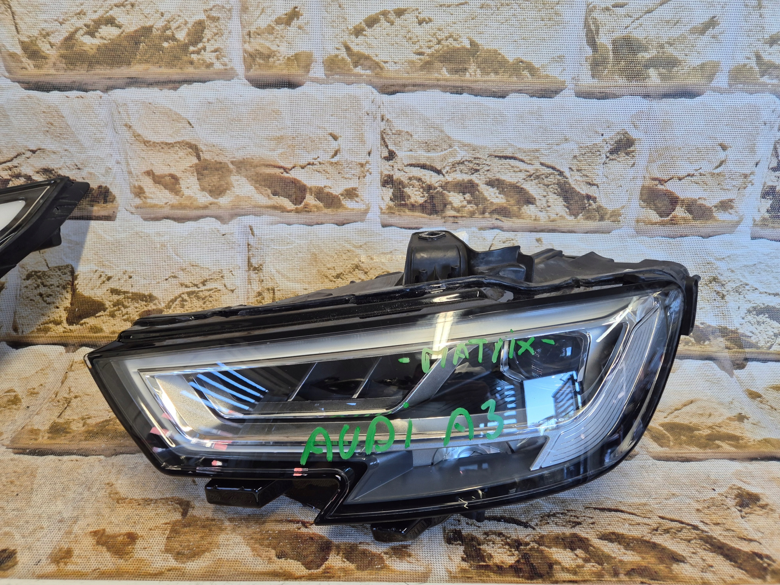 audi a3 17 8v0 941 035 lift matrix led europa lewa