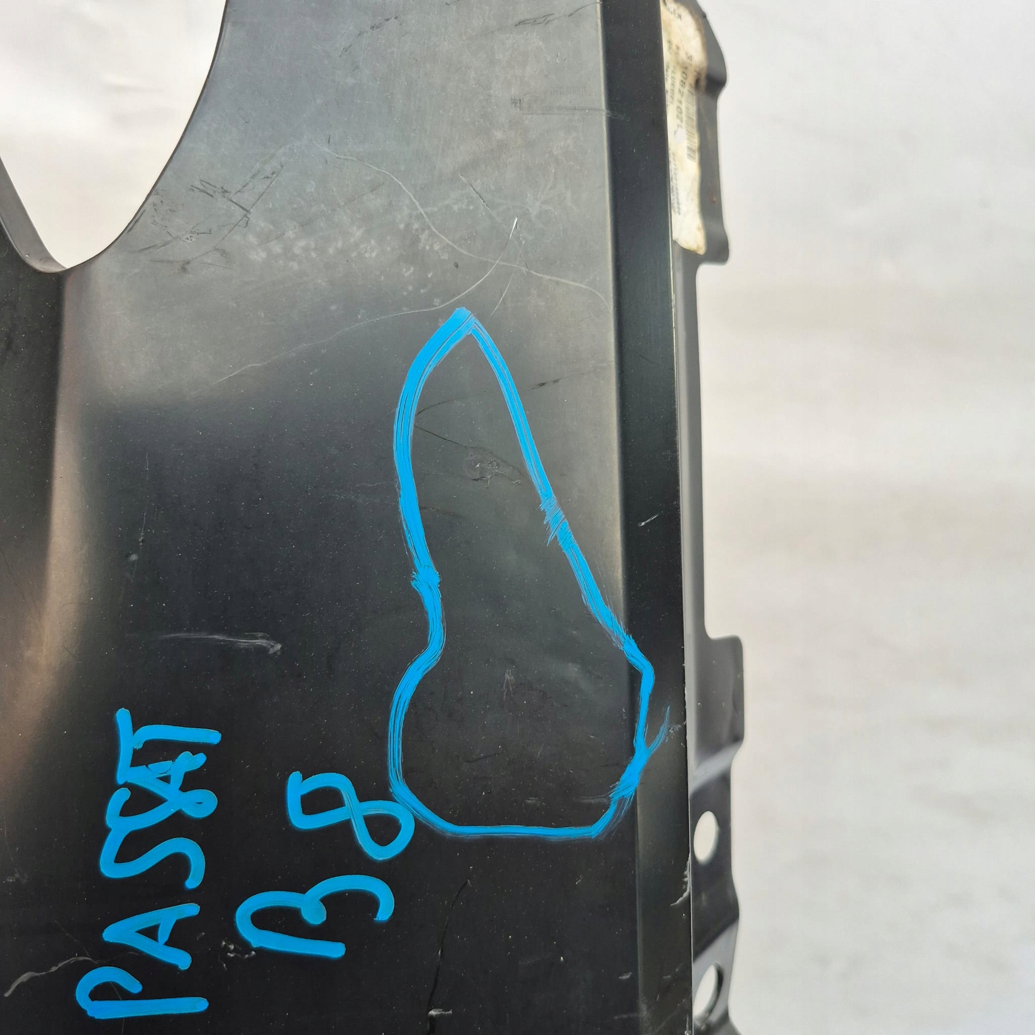 VW PASSAT B8 3G0 14- fender left front front 3G0821021B