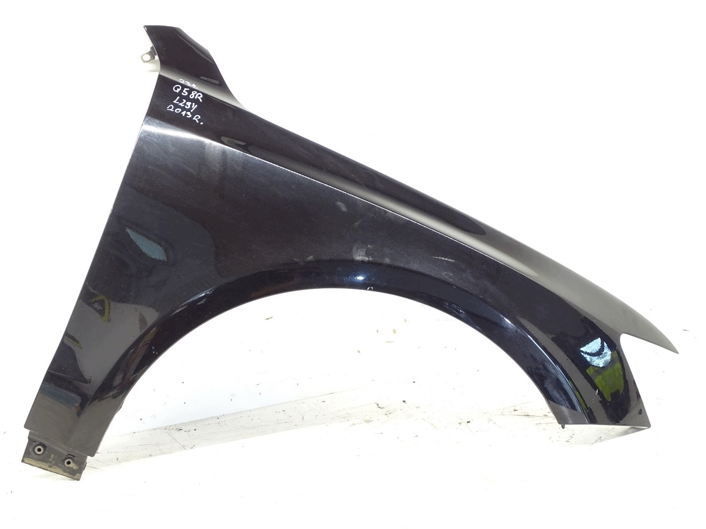 fender right front front AUDI Q5 8R LZ9Y