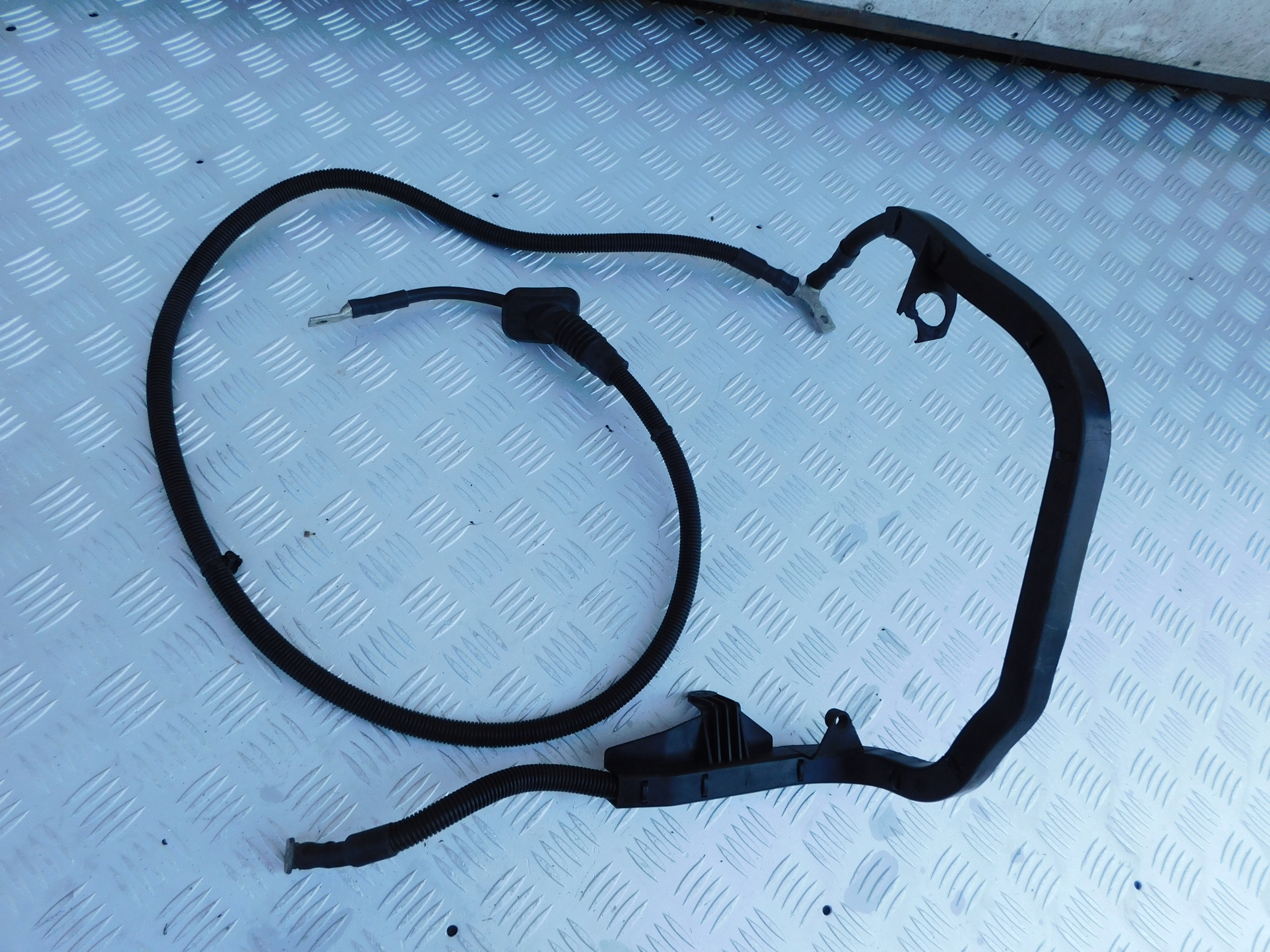 Sprinter 906 2.2 cdi 646 kabel plusowy akumulatora rozrusznika A9065460361