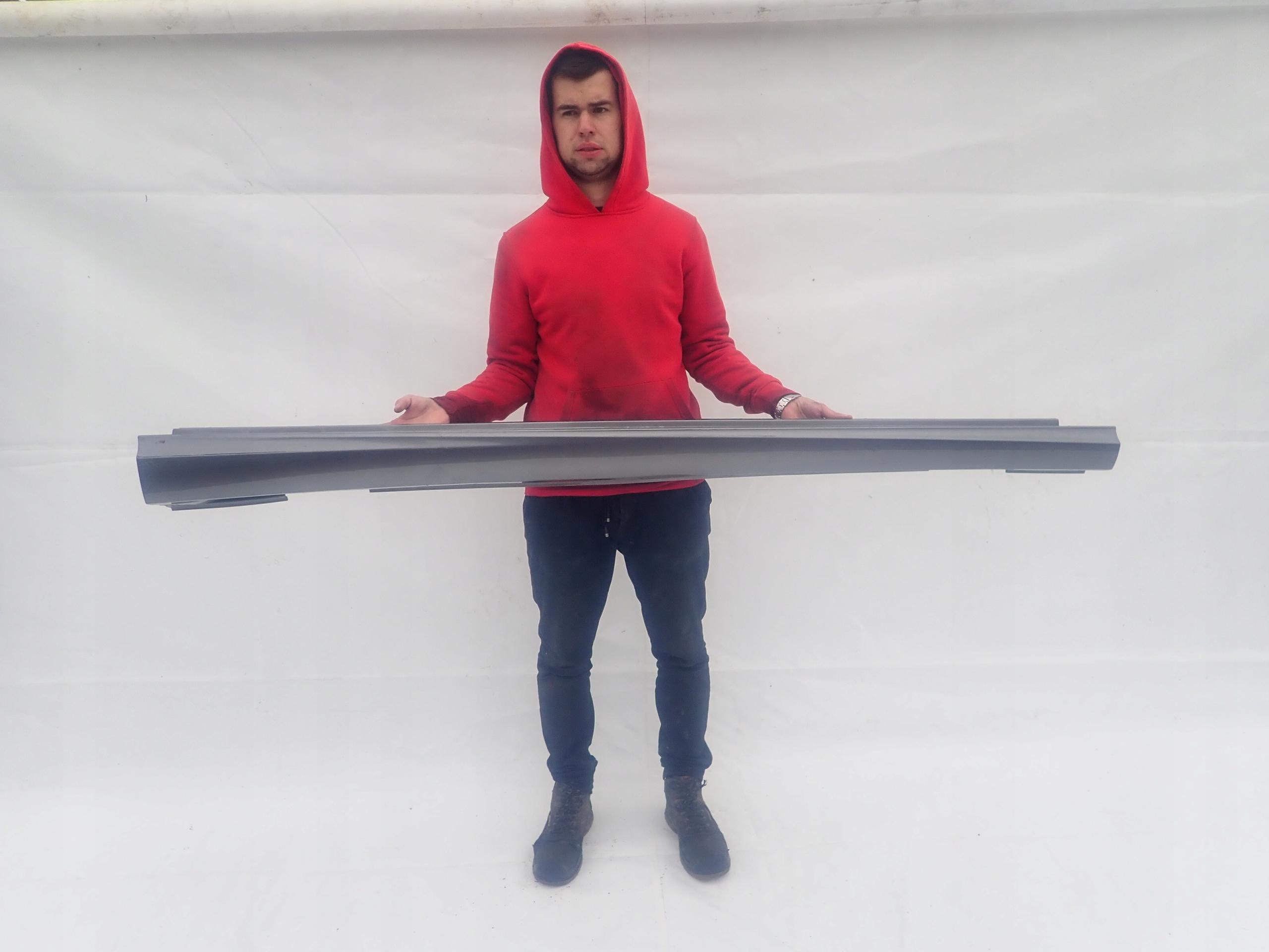 MERCEDES B-KLASA W246 threshold right moulding threshold