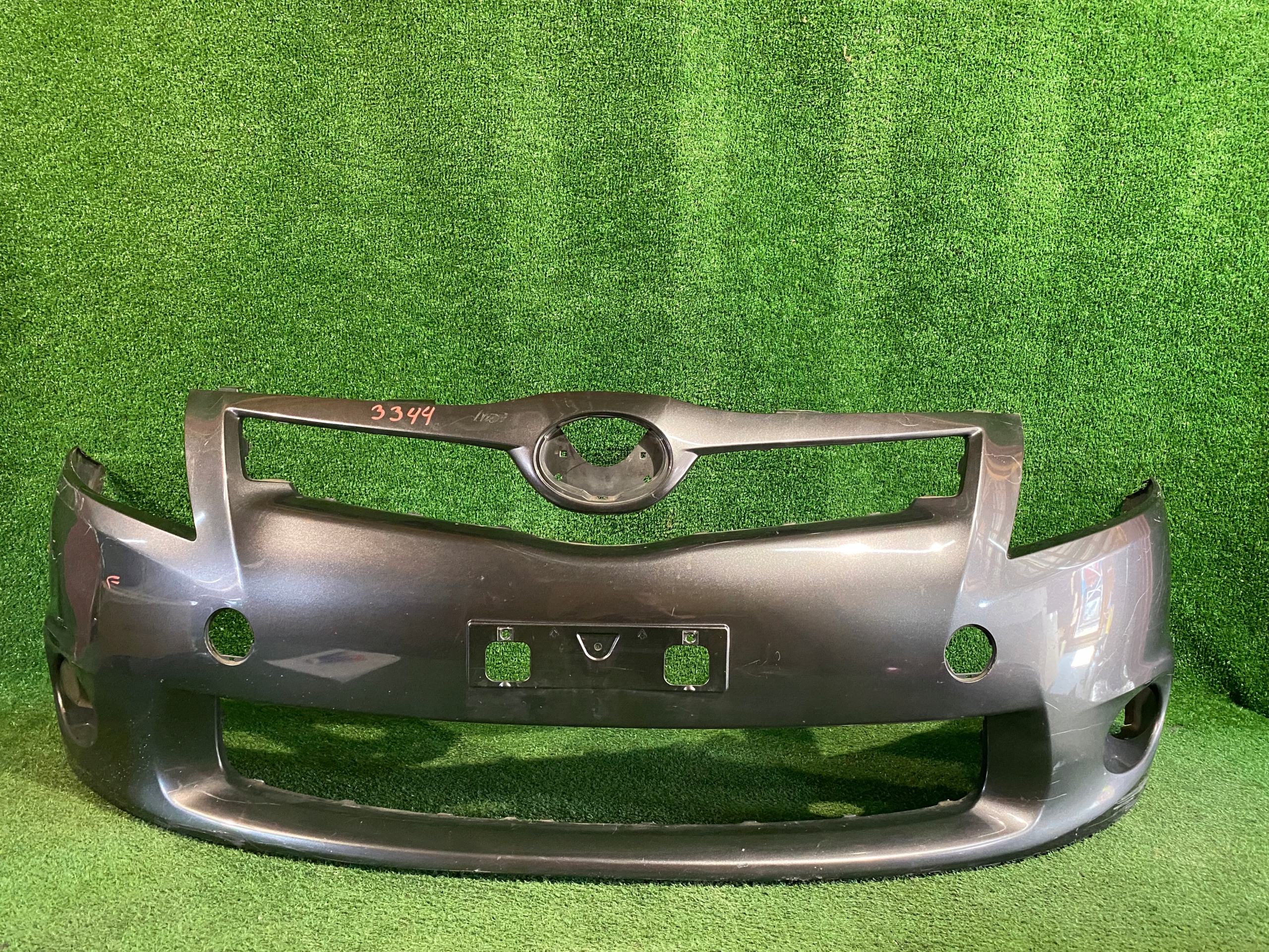 front bumper front TOYOTA AURIS and LIFT 09