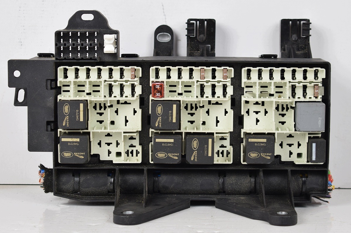 Module fusibles * BCM JAGUAR XE GX7314A067DB