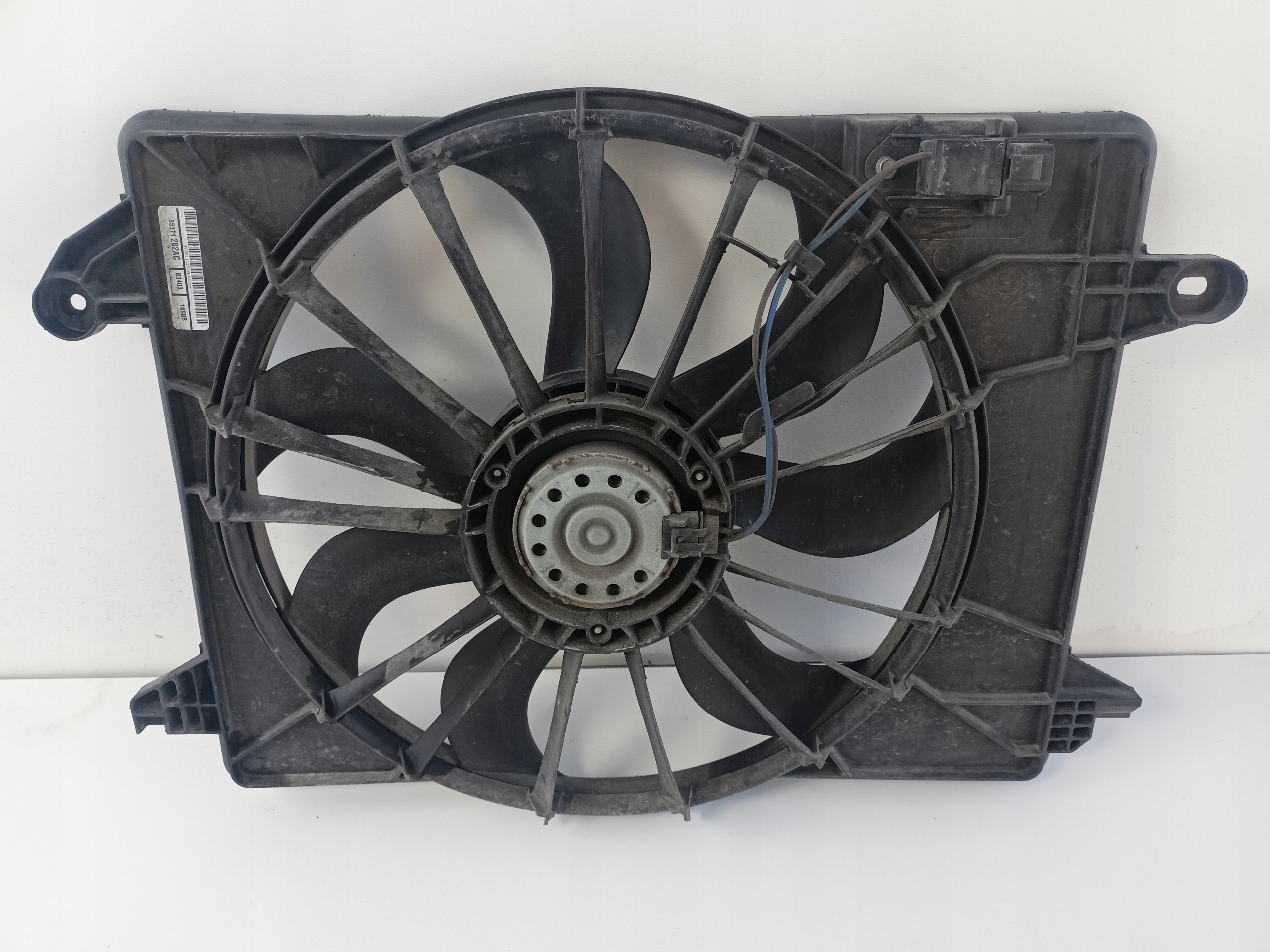 DODGE CHALLENGER 2015 3.6 OBUDOWA WENTYLATOR CHŁODNICY 3.6 ORYGINAŁ