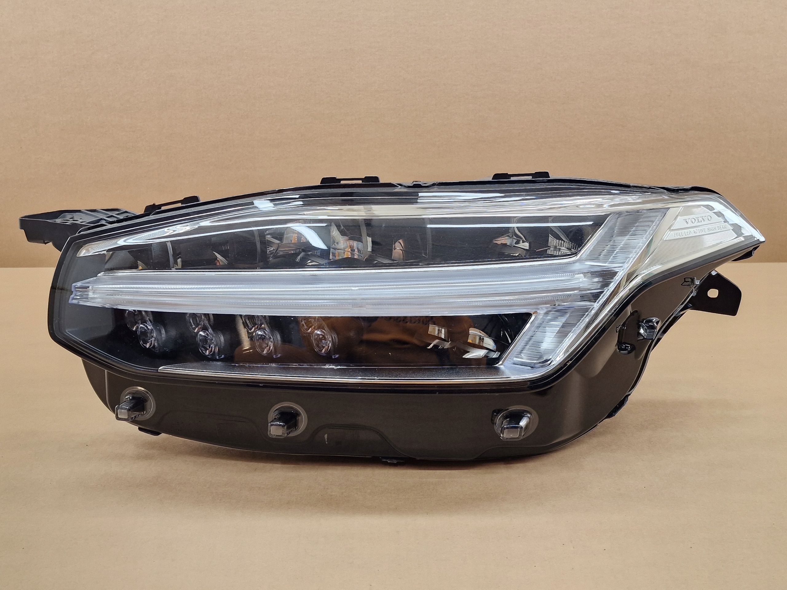 light front left FULL LED VOLVO XC90 II LIFT 2019-2024