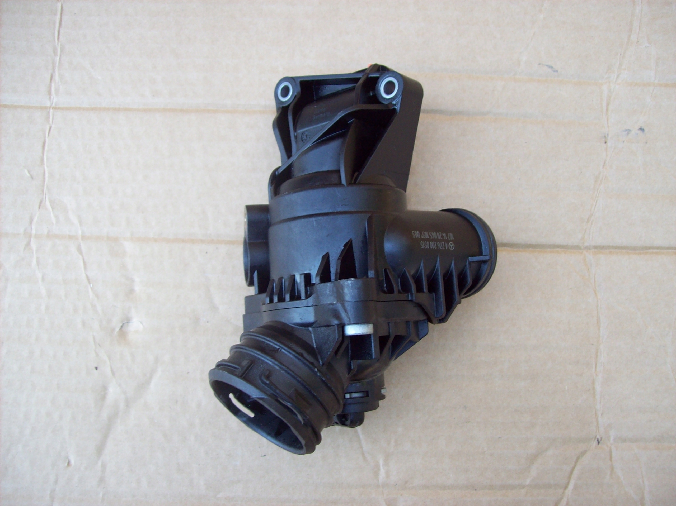 A2762000515 - MERCEDES GLC W166 W213 W222 термостат M276