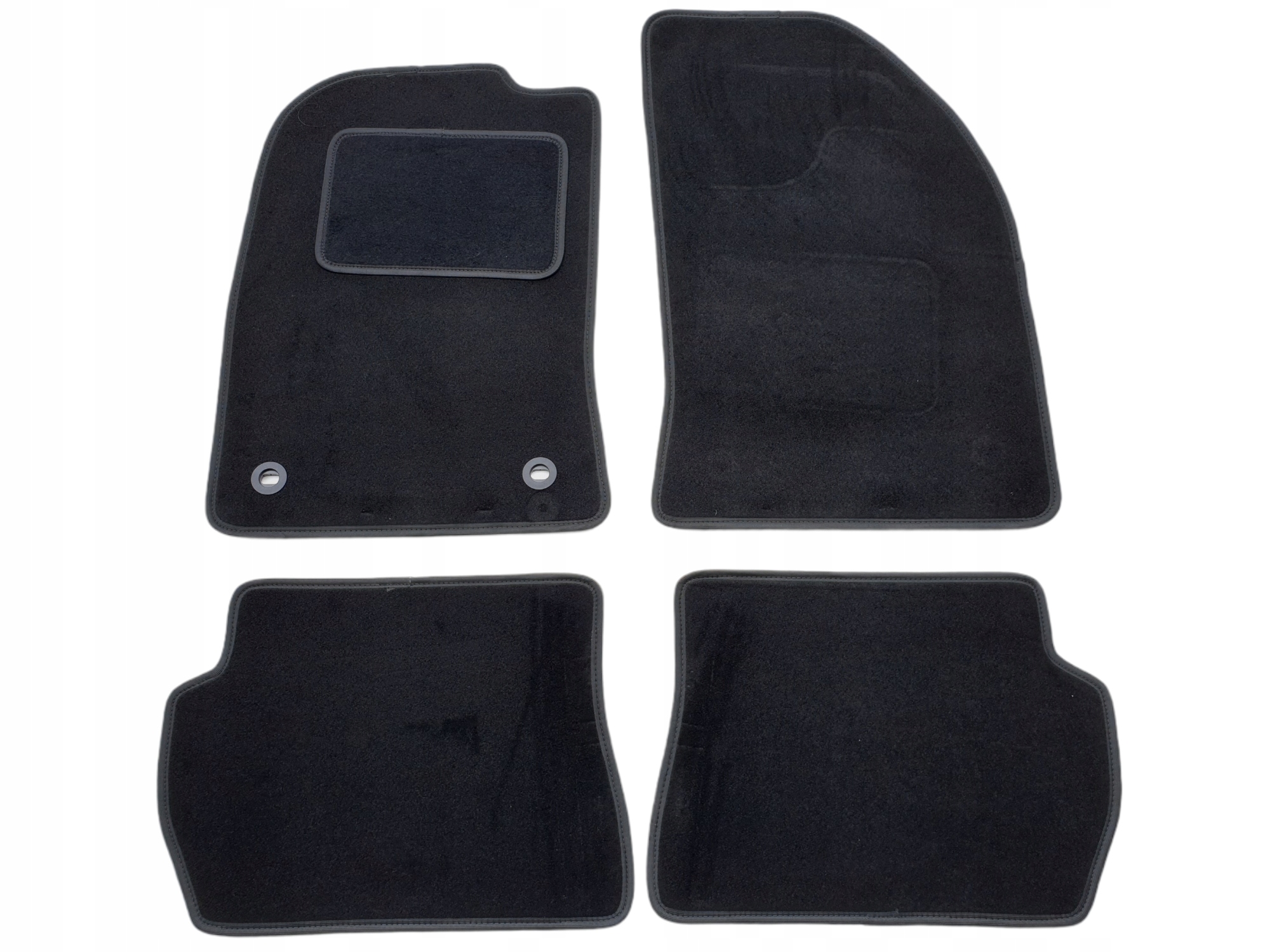 

Dywaniki Welurowe Ford Fiesta MK6 01-06 +2stopery