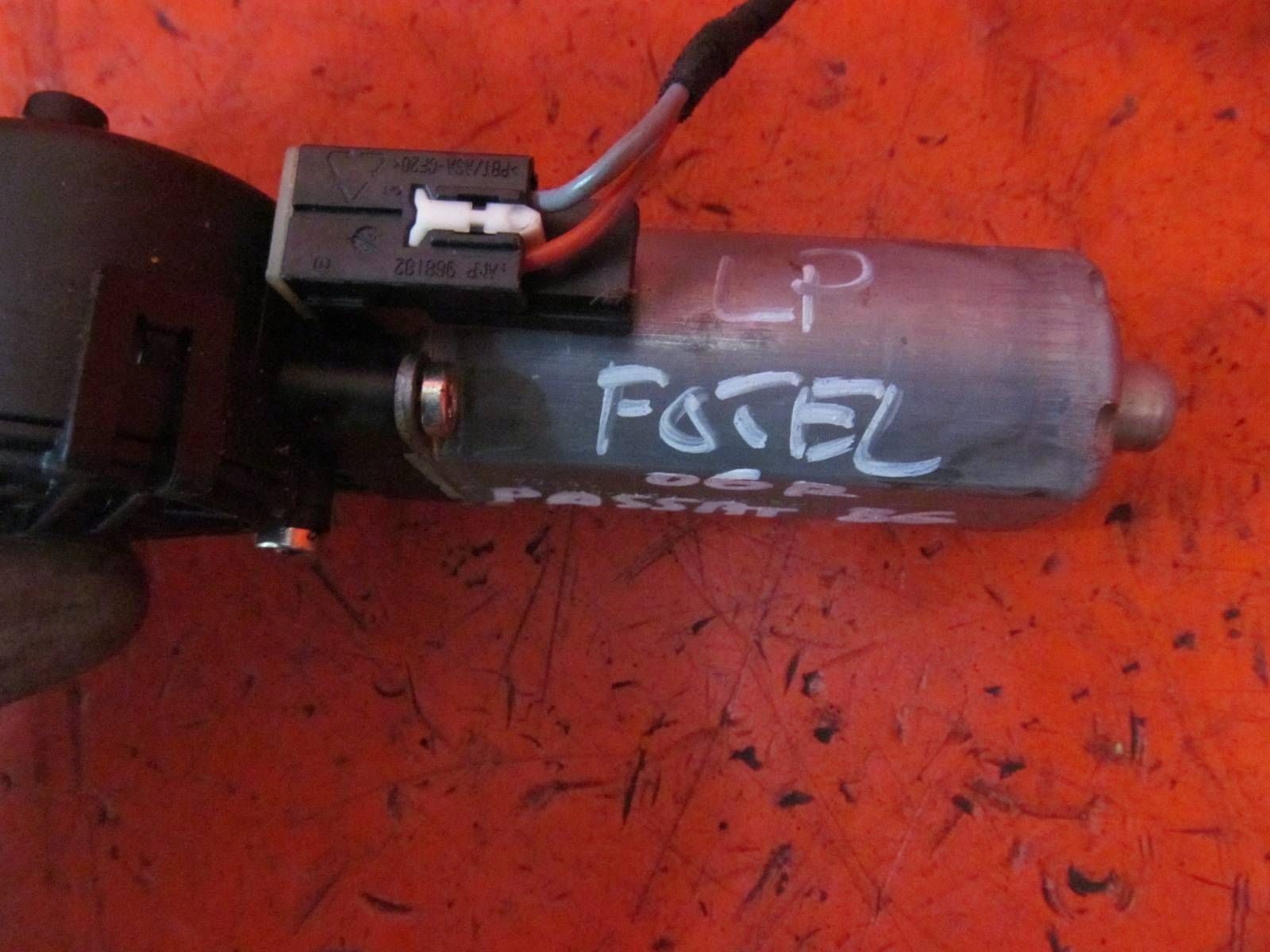 VW PASSAT B6 3C mini motor SILNICZKI control seat left front KOMPLET