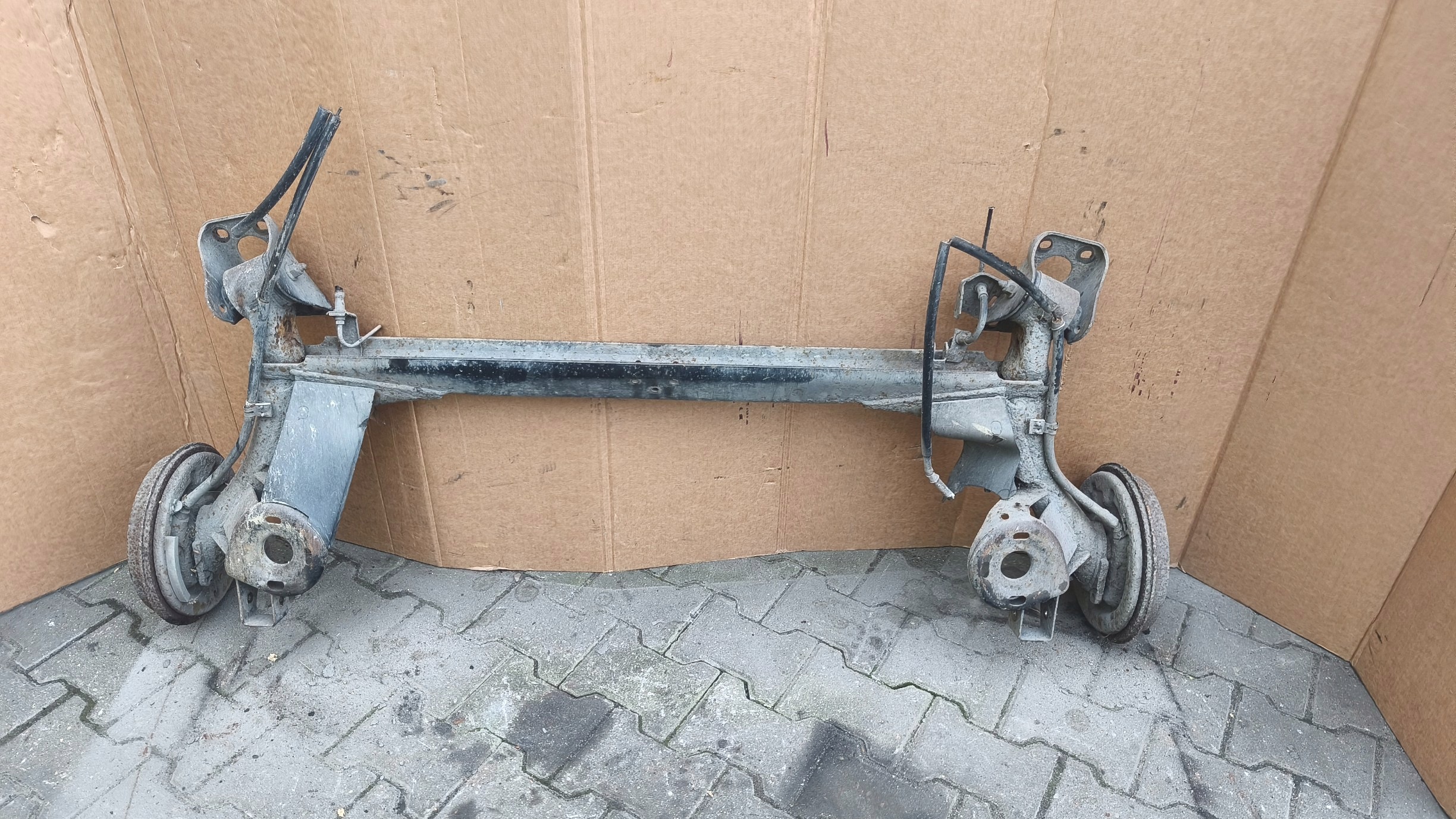 Achsträger heck SKODA OCTAVIA und 2001r 1.9TDI