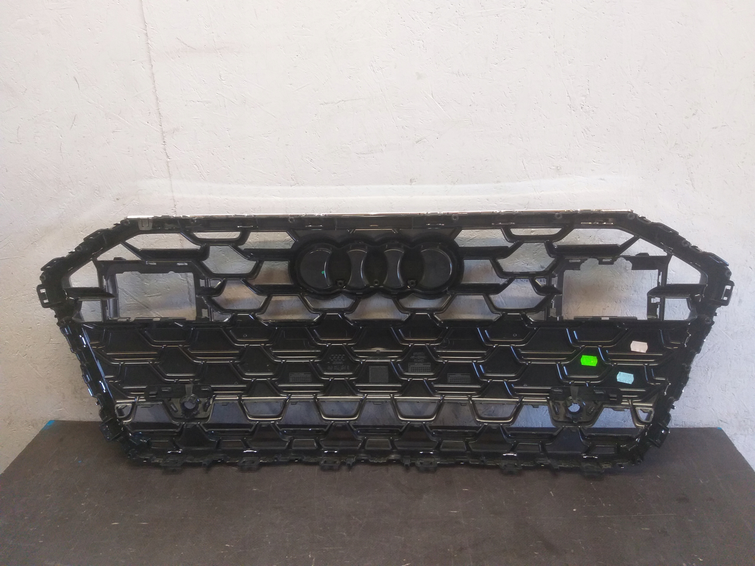 maska AUDI A6 C8 LIFT 4K0853651R