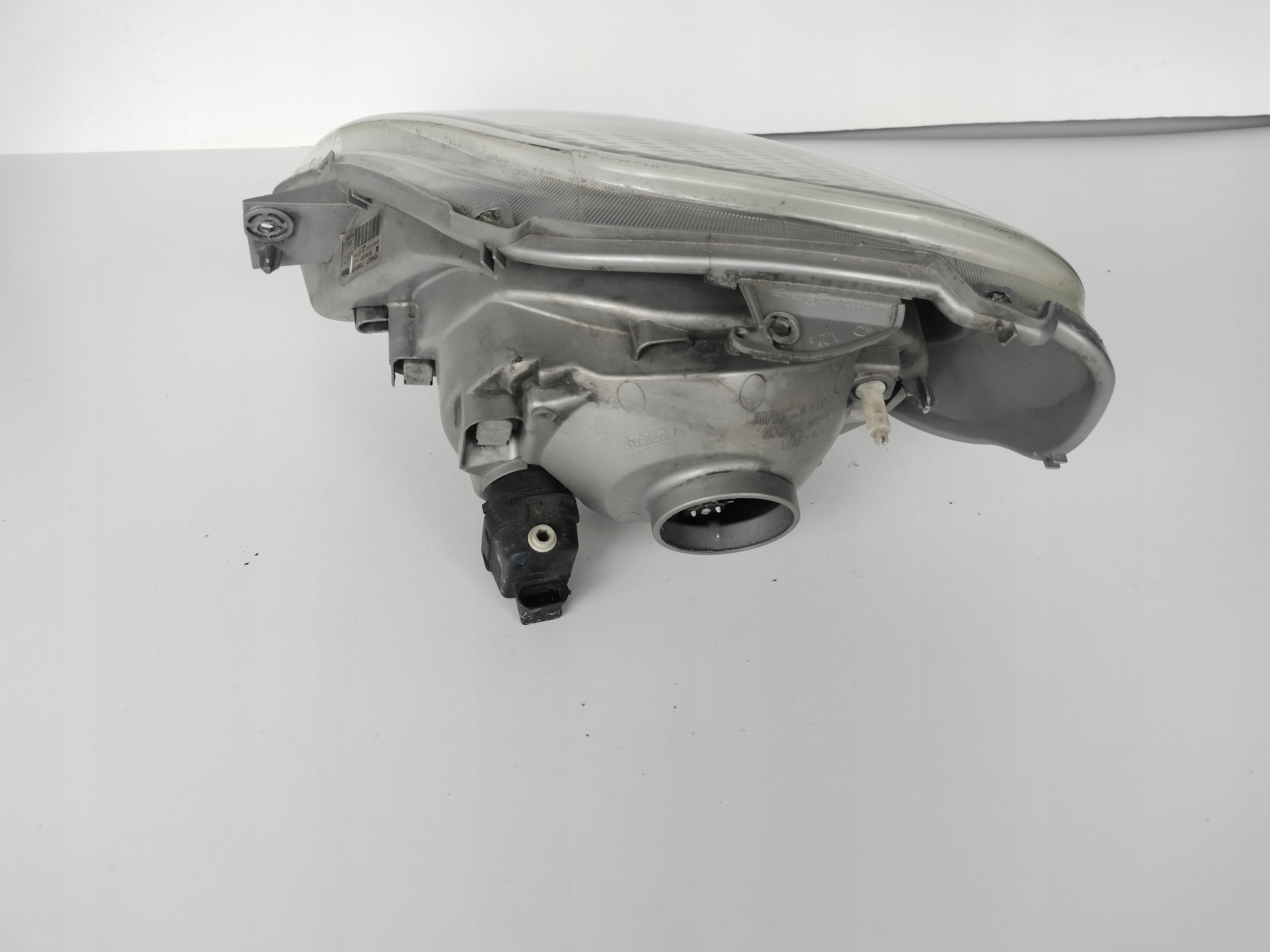 light right REFLEKTOR RENAULT TRAFIC OPEL VIVARO 00-07