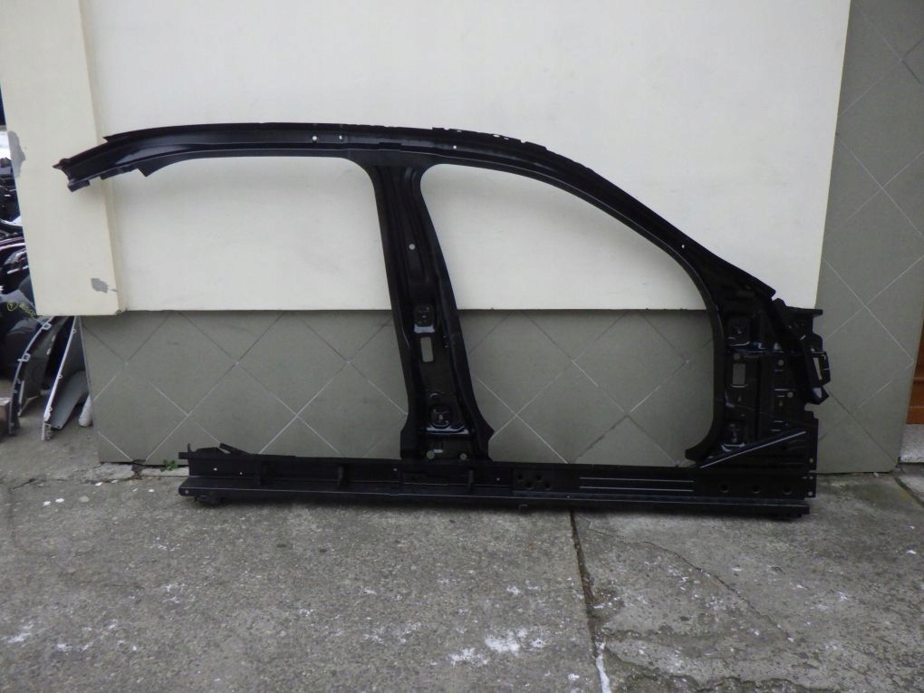 BMW 7 G70 threshold pillar rama inner left