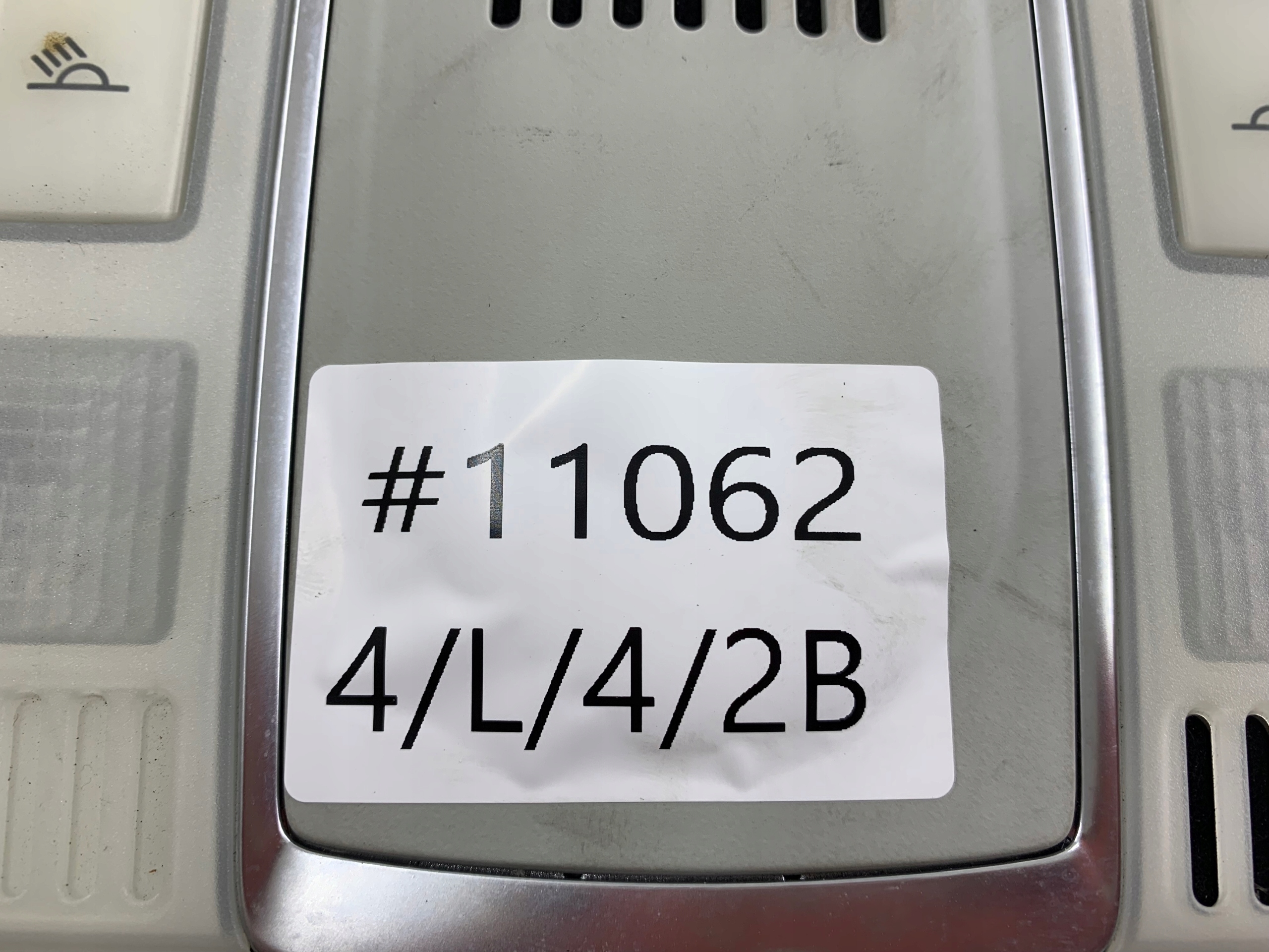 AUDI A6 C6 feu de toit éclairage cabine 4F0947135J