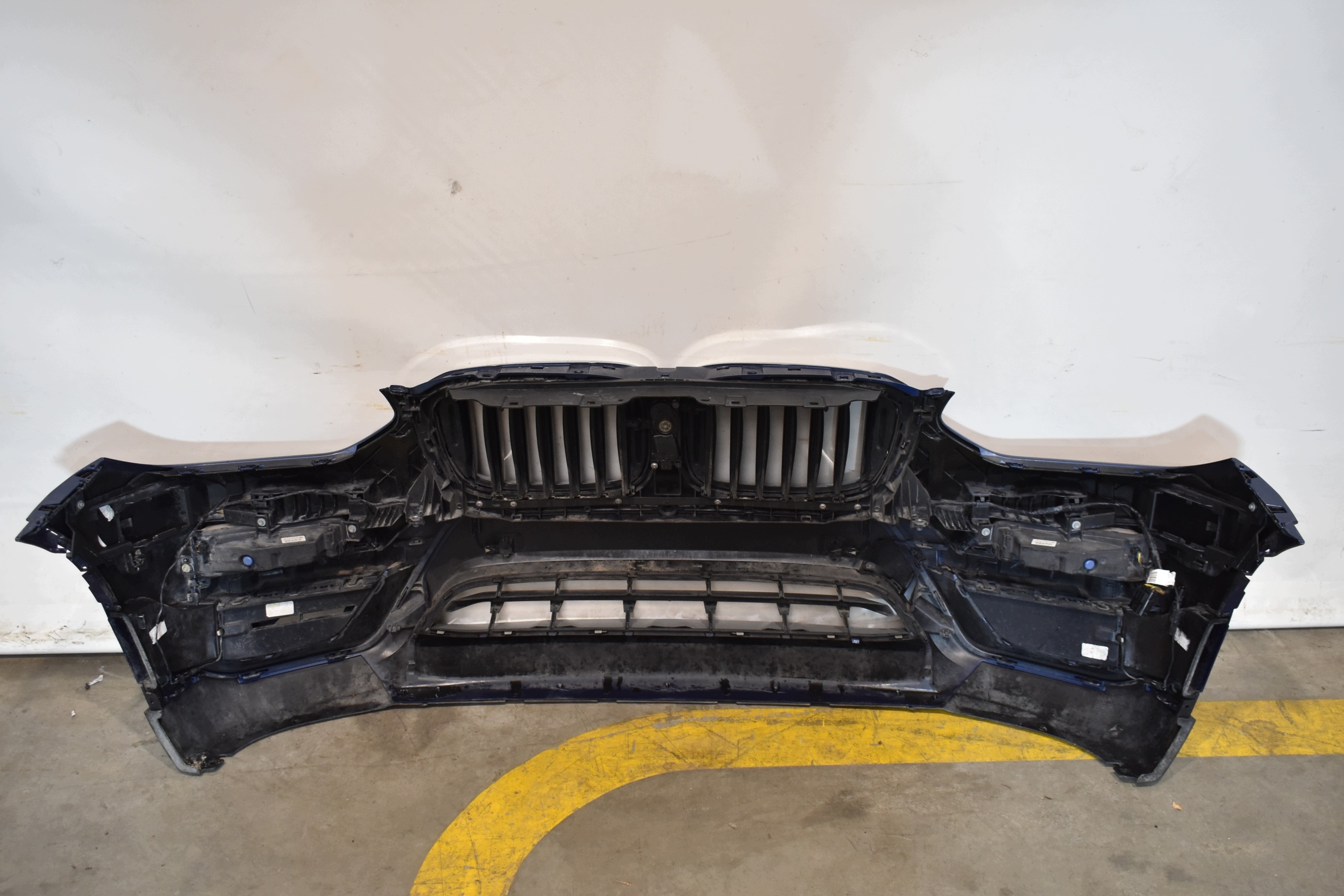 IDEALNY bumper front front 4 PDC colour C1M BMW X3 G01 X-LINE 1