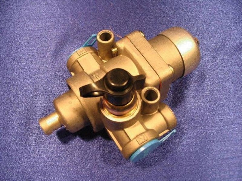 Regulace Tlaku 8,1 Bar M22X1,5 Sorl 35120060020