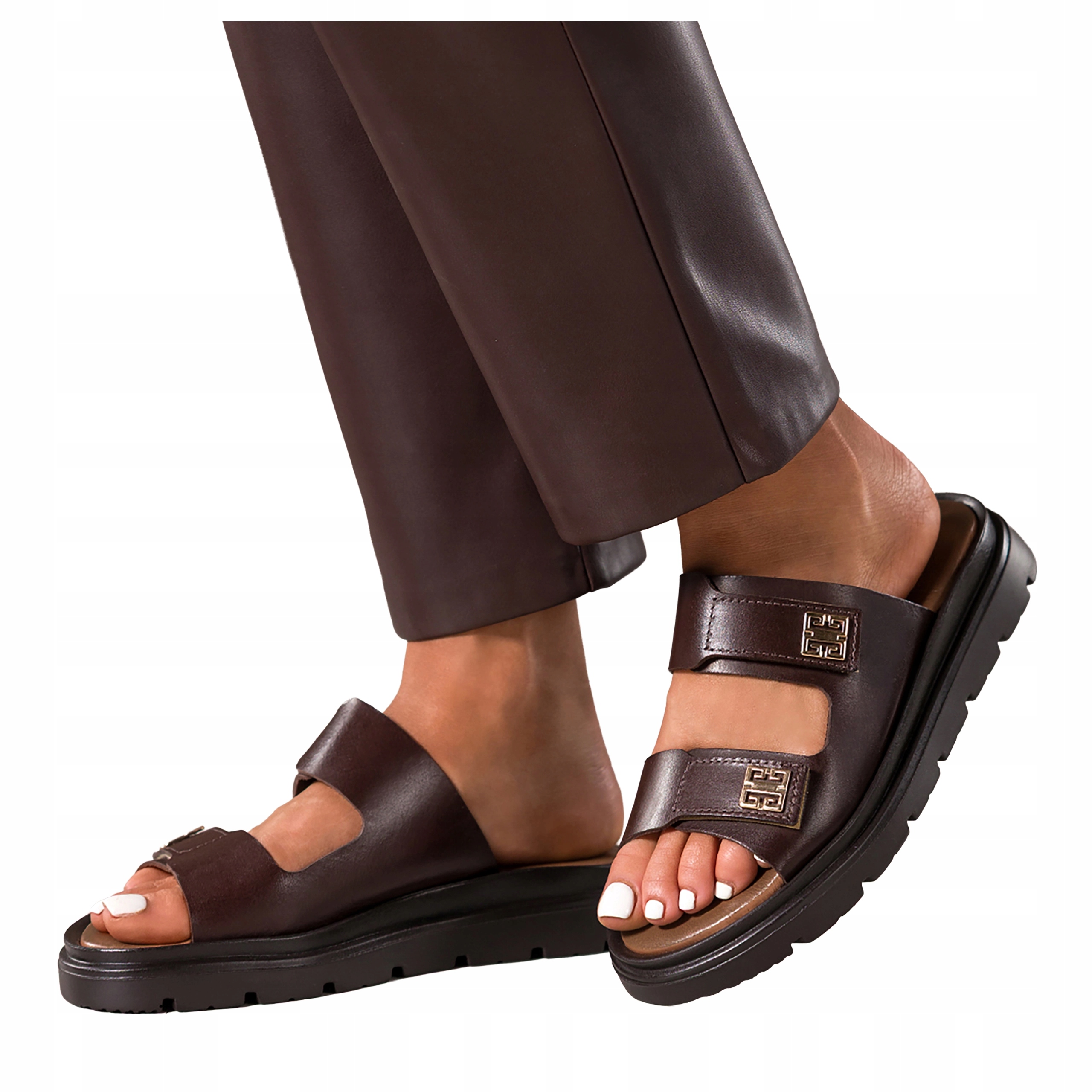 Nazouváky Čokoládové Dámské Kožené Na Platformě Pásky Na Suchý Zip Ozdoby r 36